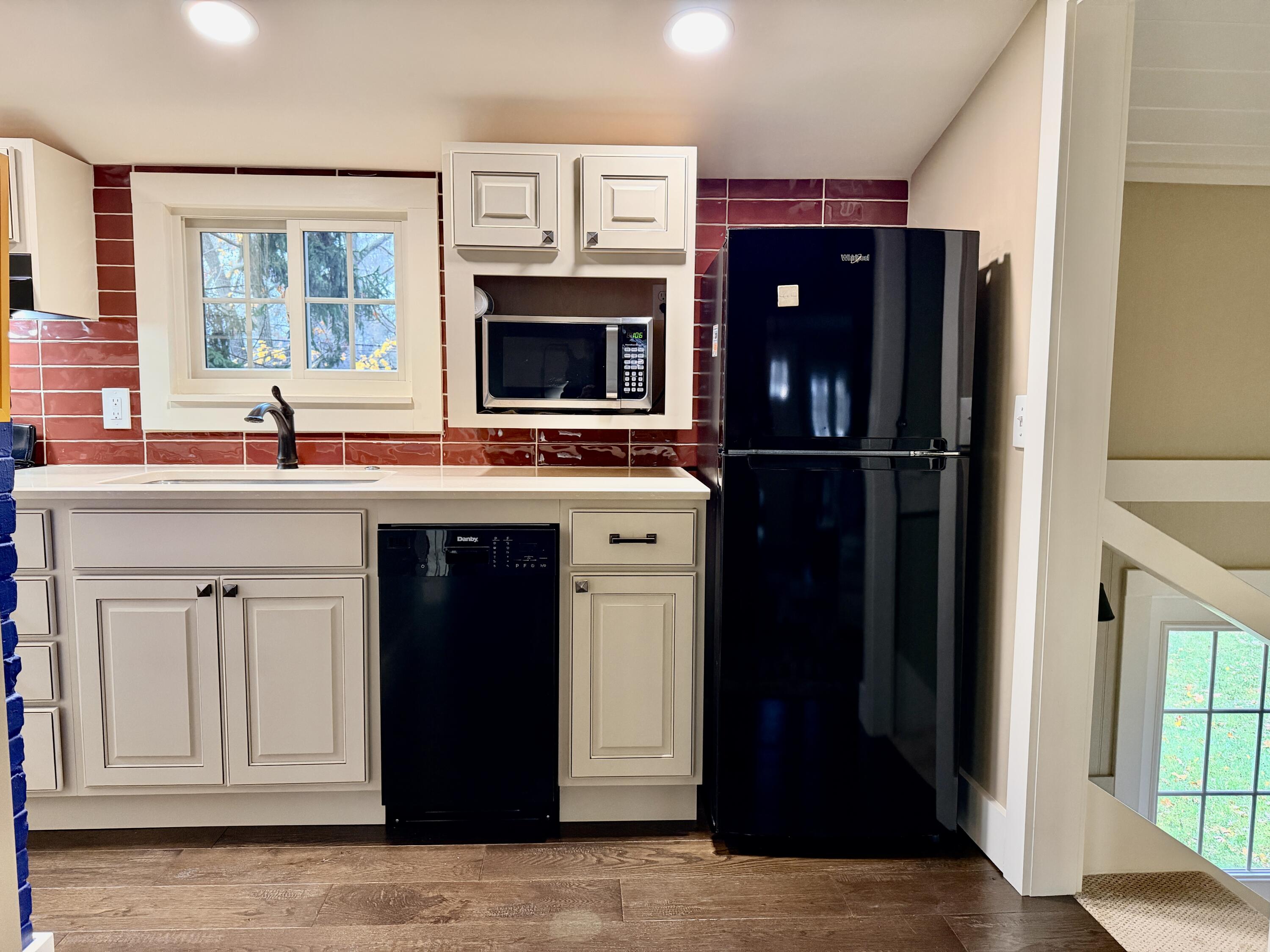 2150 Kinsey Street Muskegon MI 49441