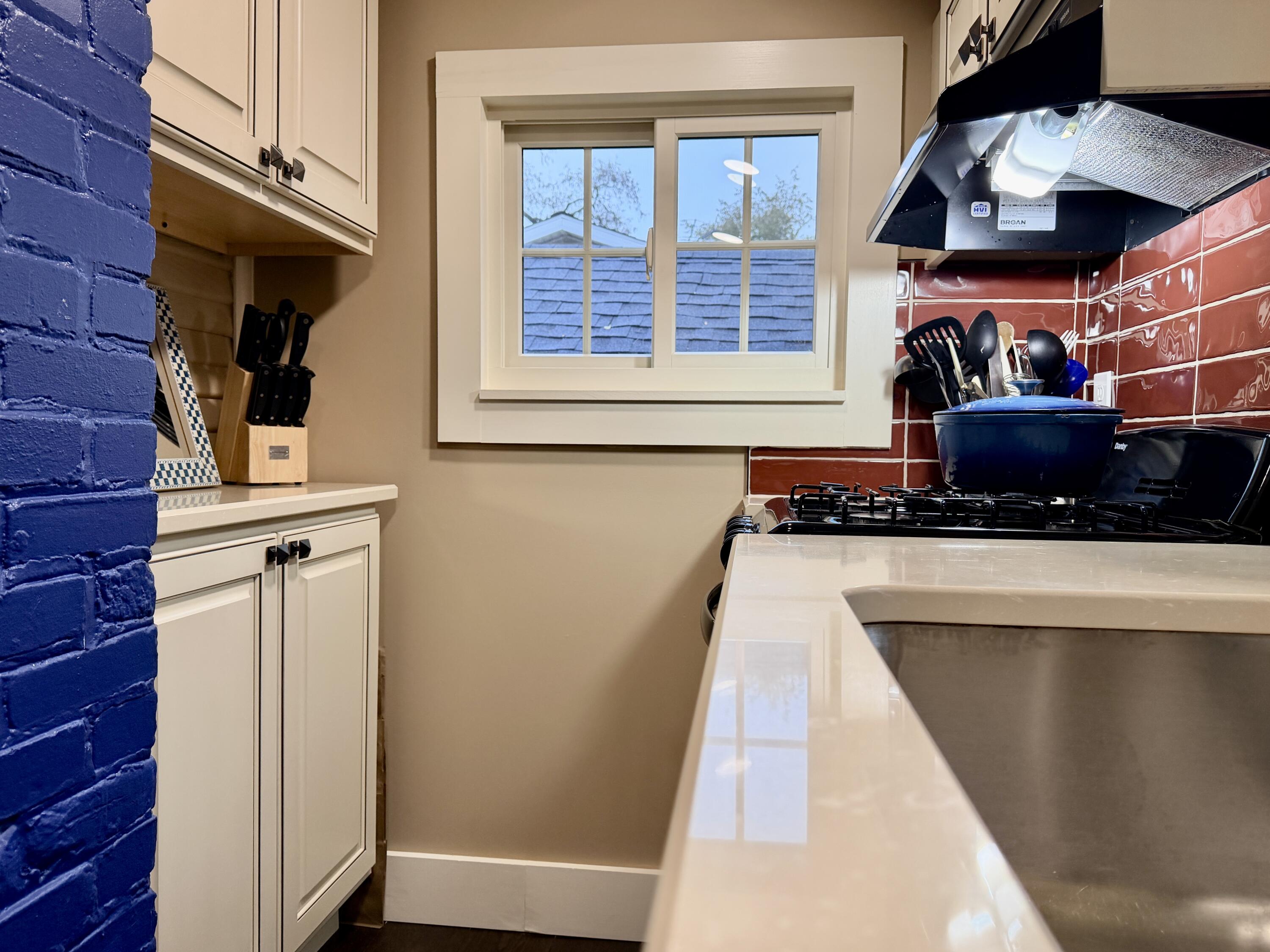 2150 Kinsey Street Muskegon MI 49441