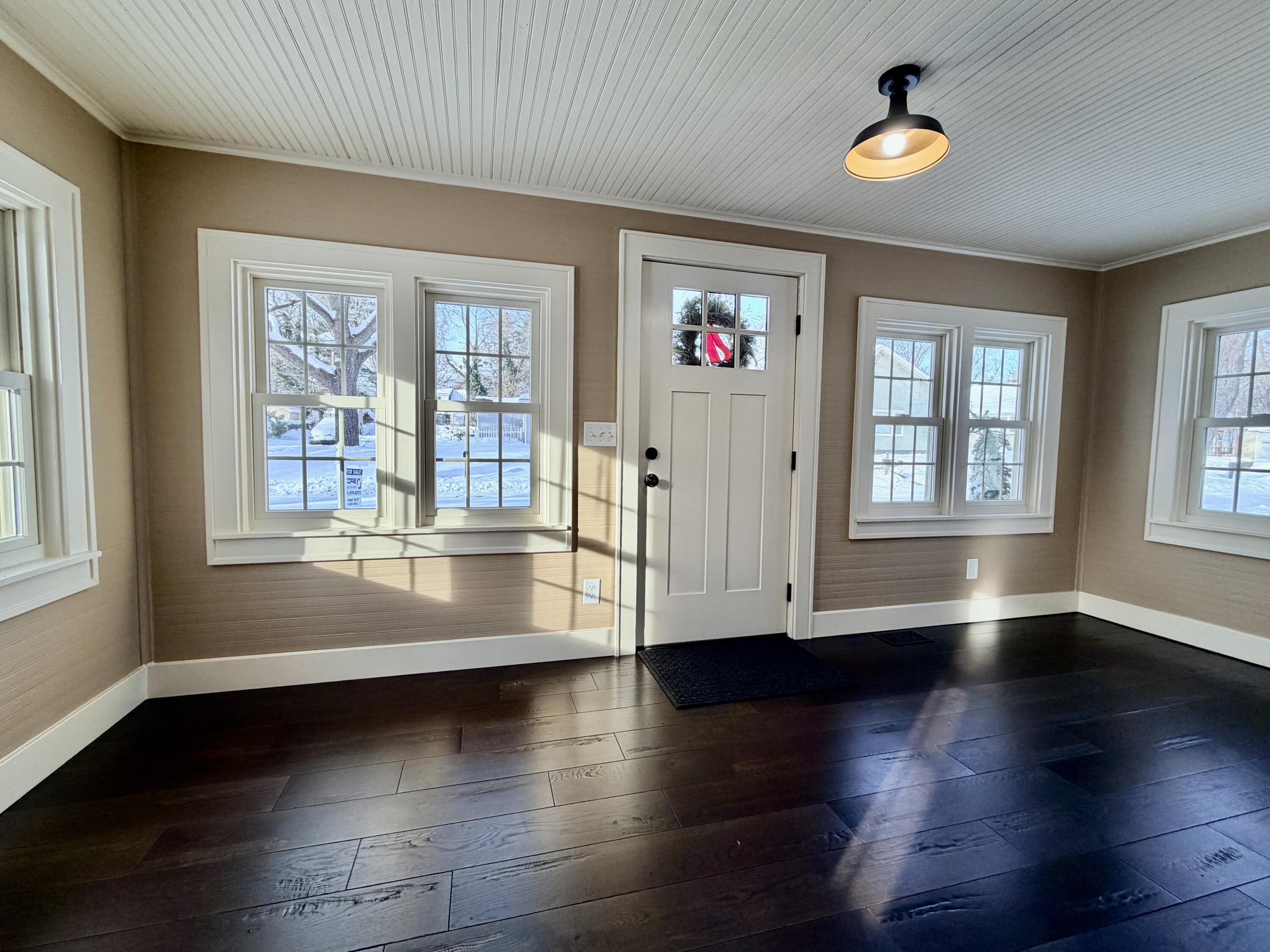 2150 Kinsey Street Muskegon MI 49441