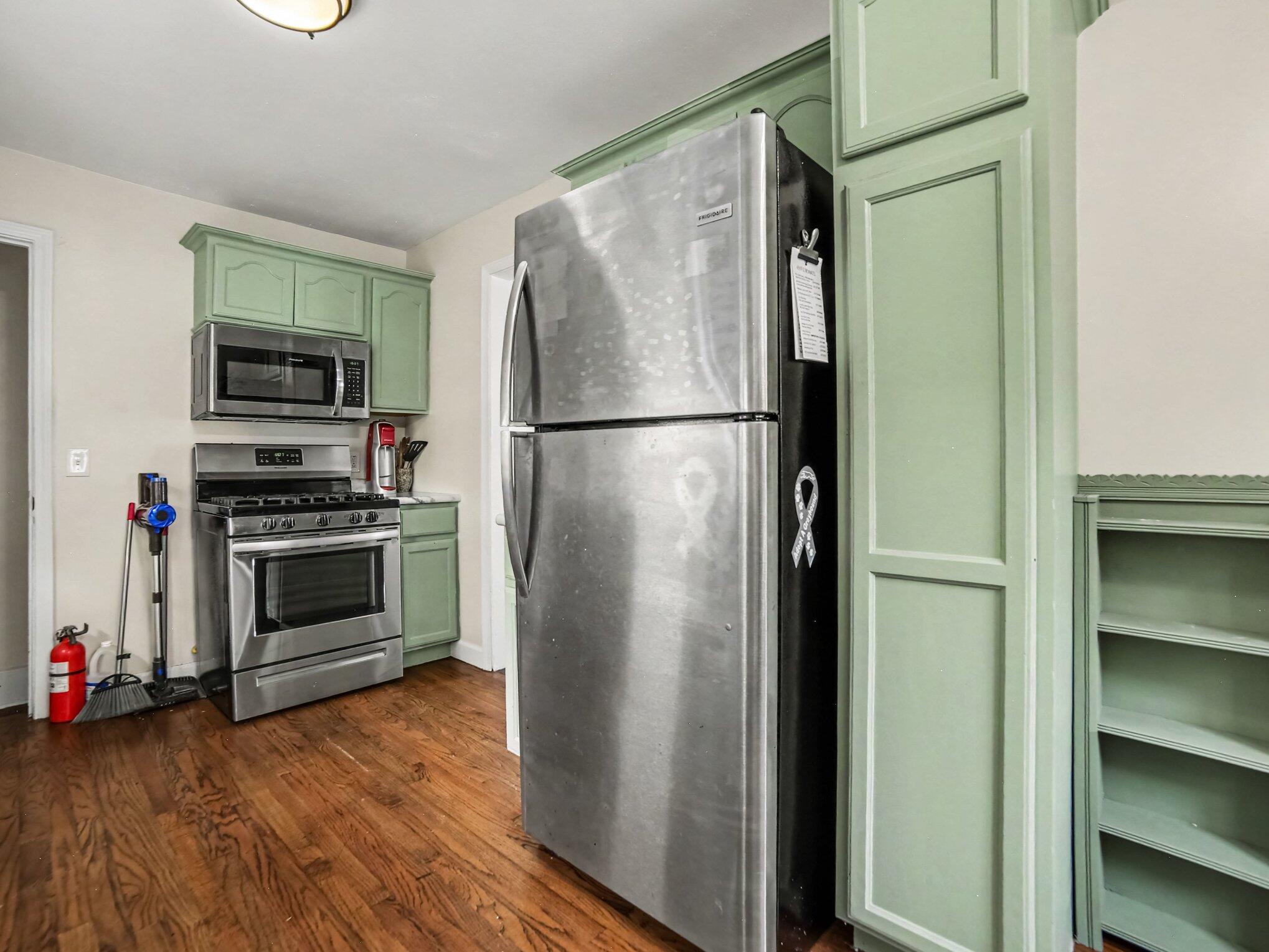 961 Ada Avenue Muskegon MI 49442