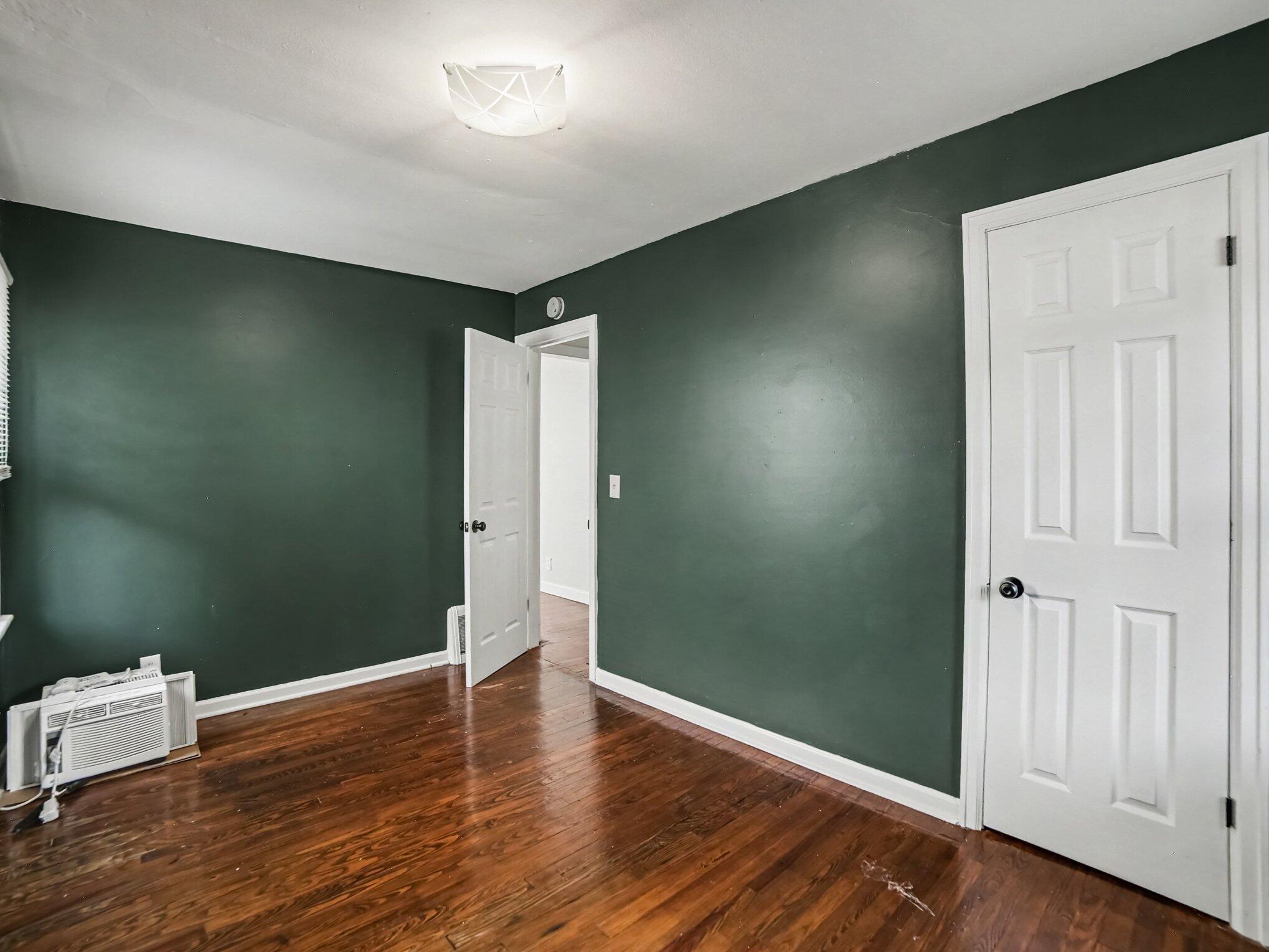 961 Ada Avenue Muskegon MI 49442
