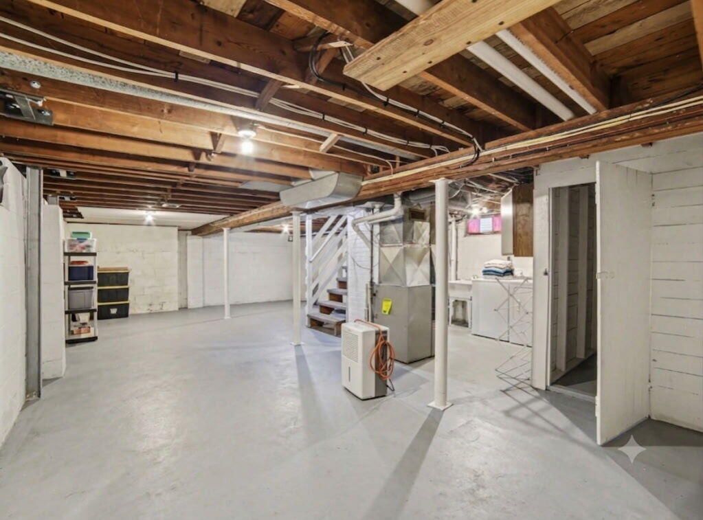 961 Ada Avenue Muskegon MI 49442