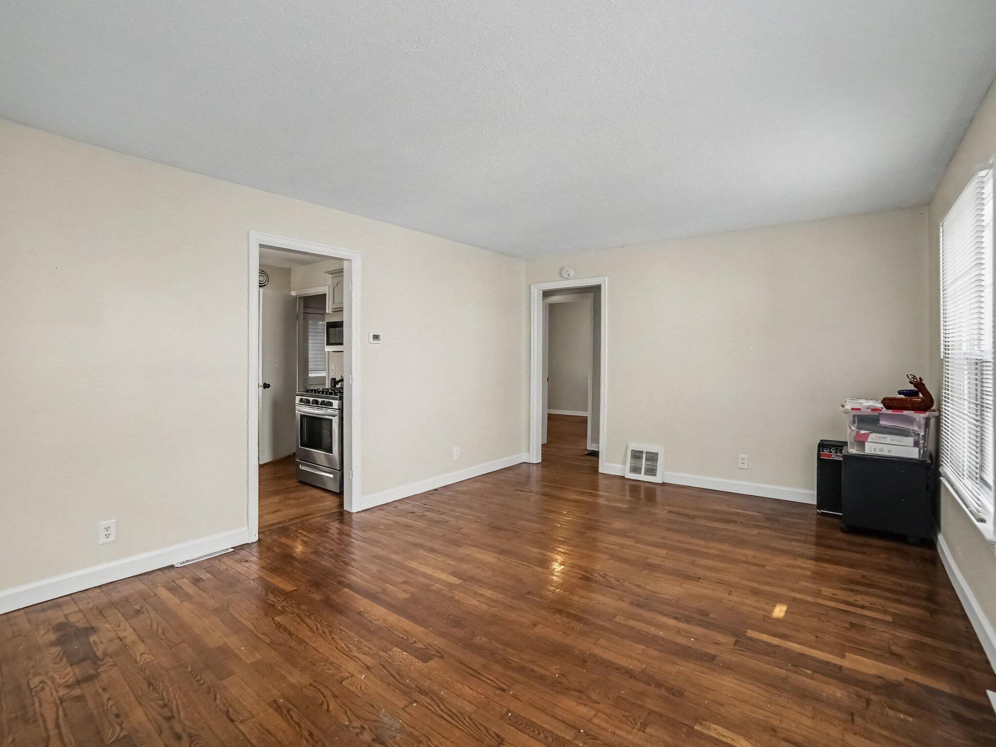 961 Ada Avenue Muskegon MI 49442
