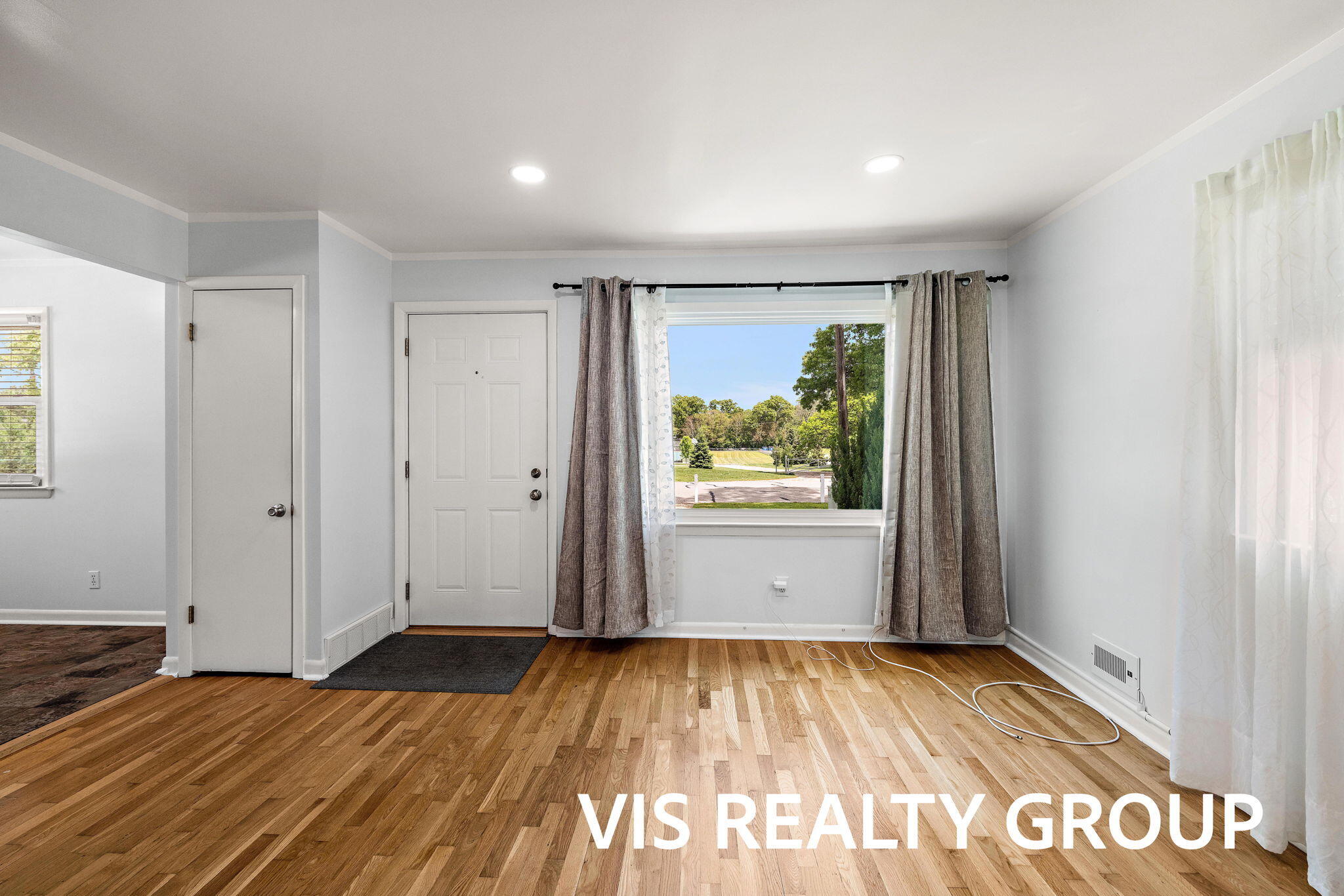 1508 Cedar Street NE Grand Rapids MI 49503