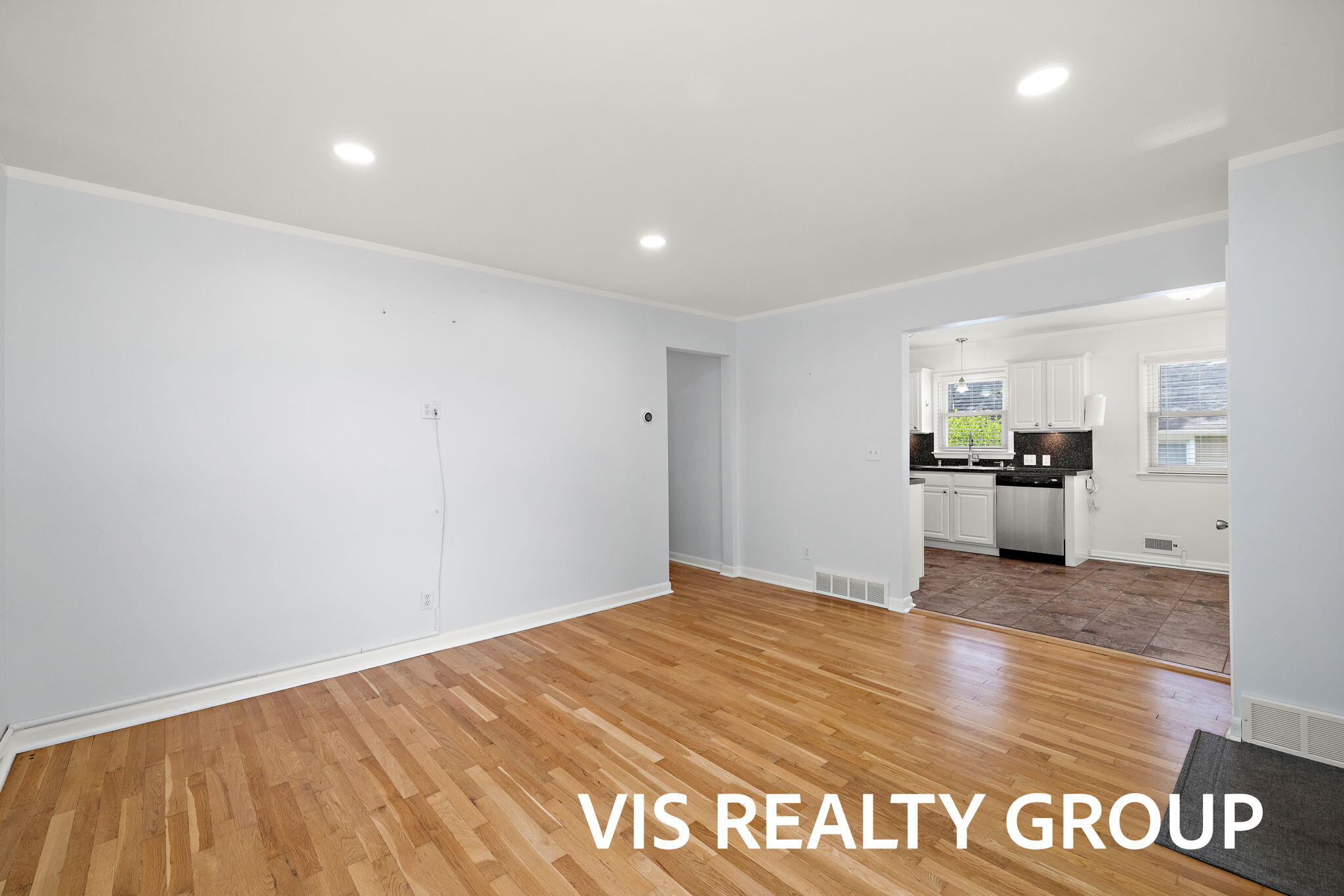 1508 Cedar Street NE Grand Rapids MI 49503