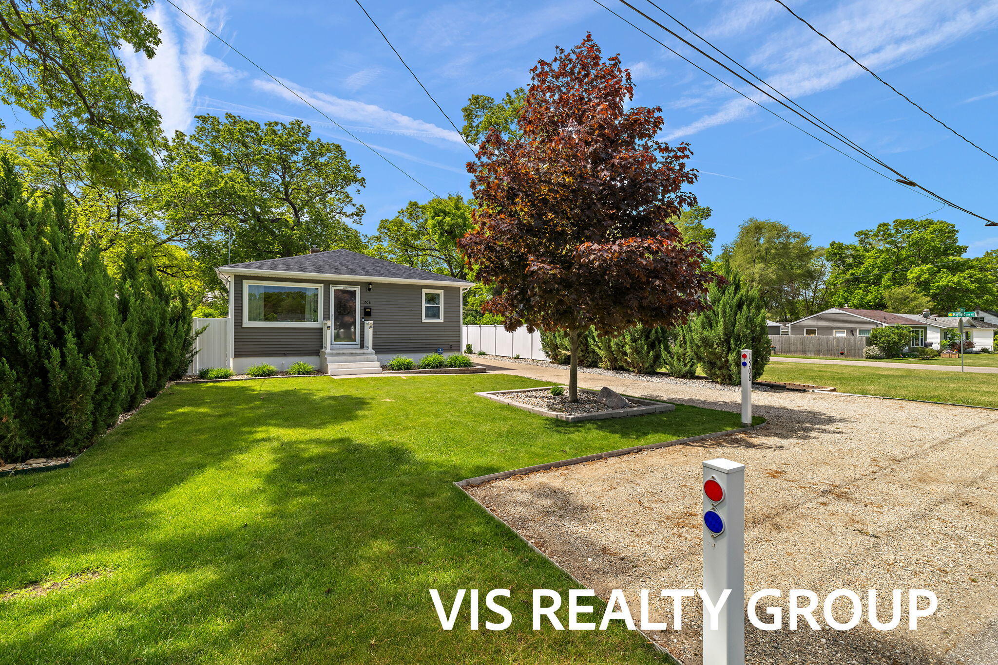 1508 Cedar Street NE Grand Rapids MI 49503