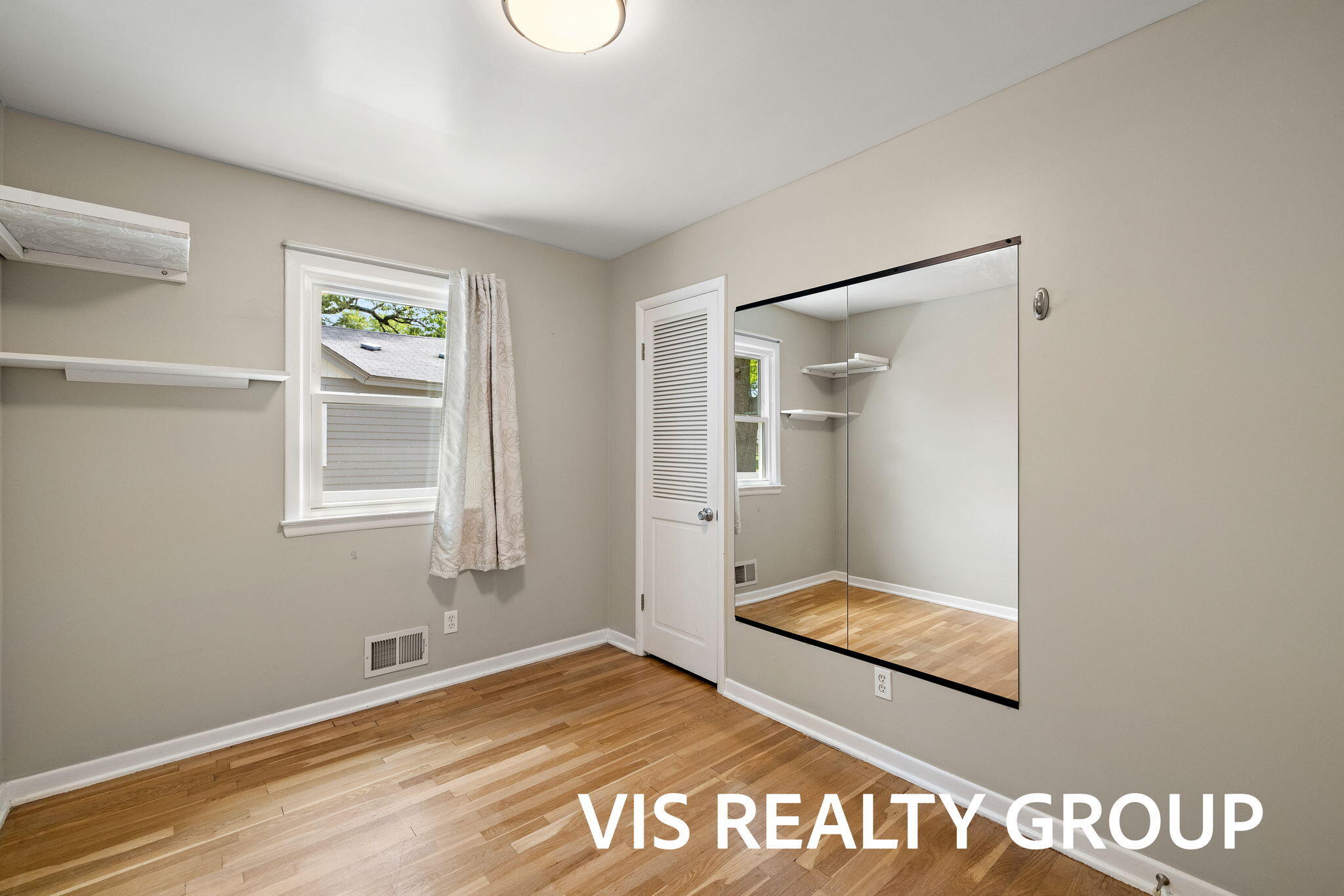 1508 Cedar Street NE Grand Rapids MI 49503