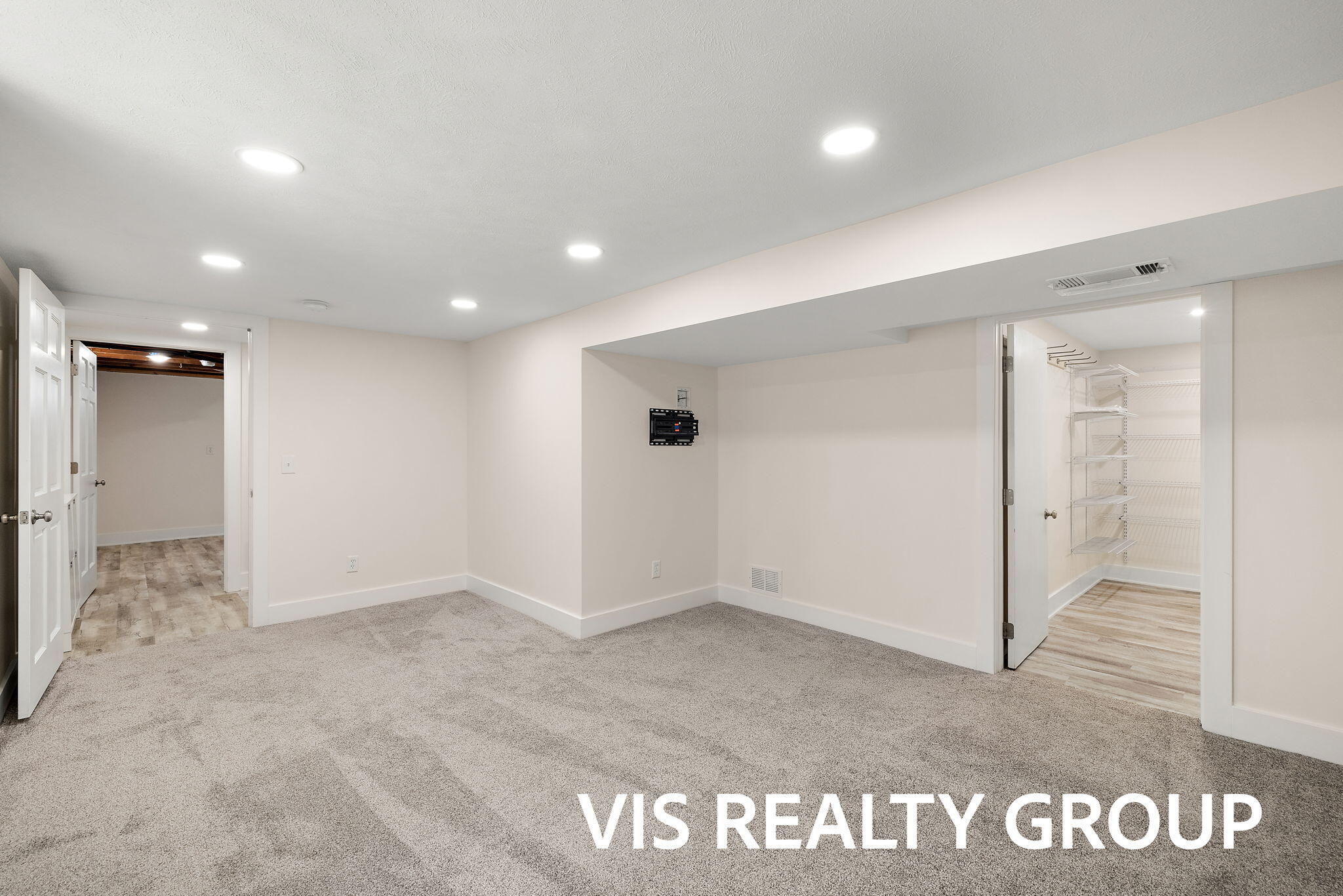 1508 Cedar Street NE Grand Rapids MI 49503