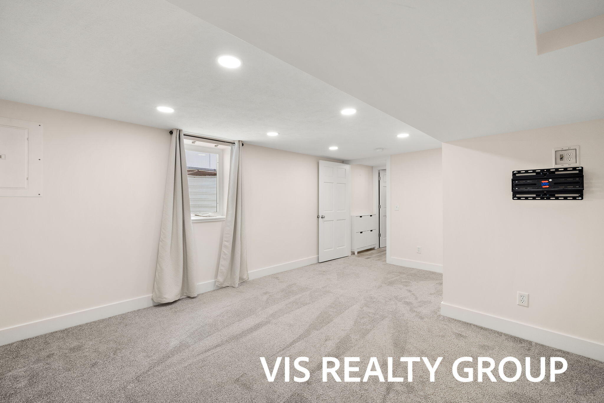 1508 Cedar Street NE Grand Rapids MI 49503