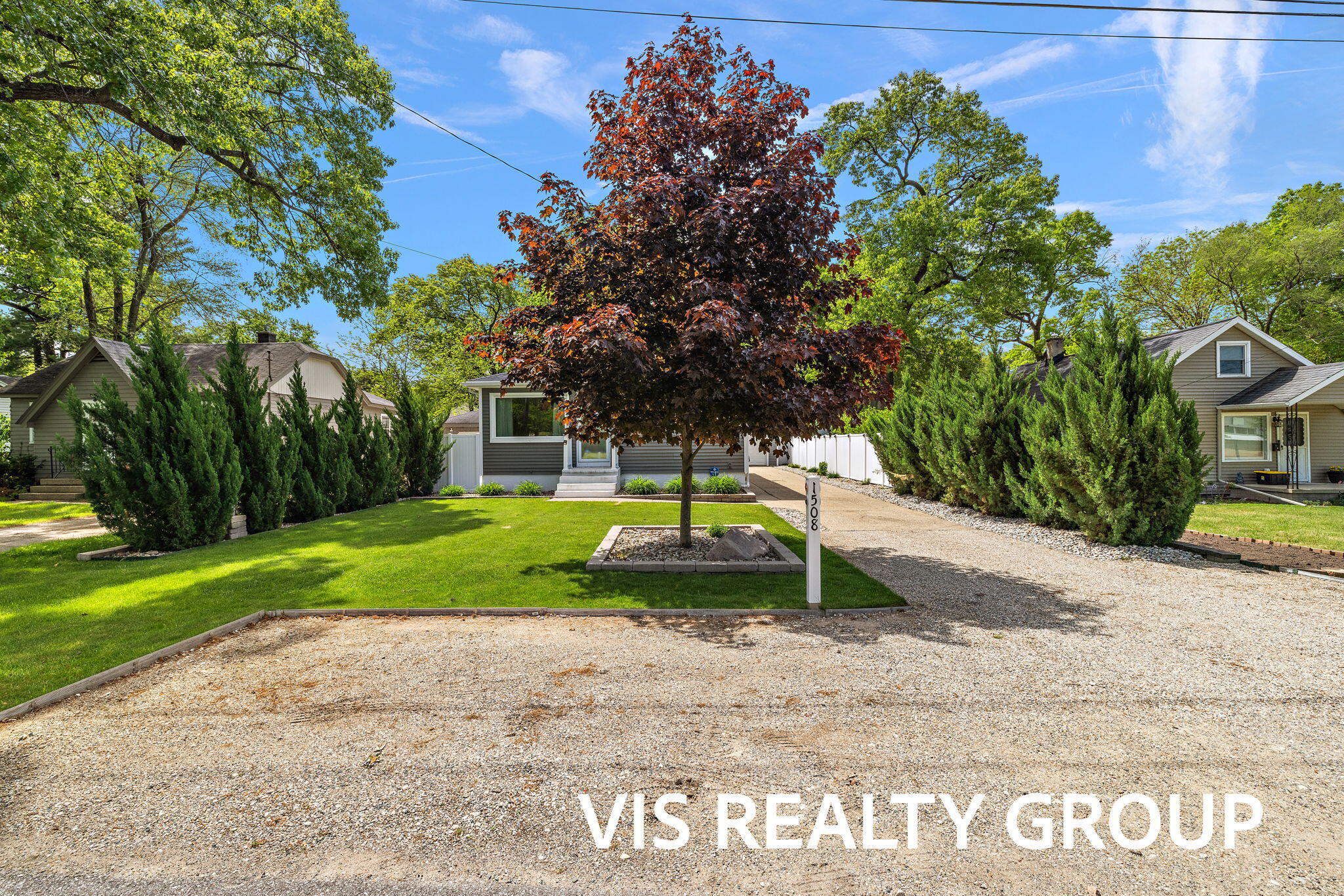 1508 Cedar Street NE Grand Rapids MI 49503
