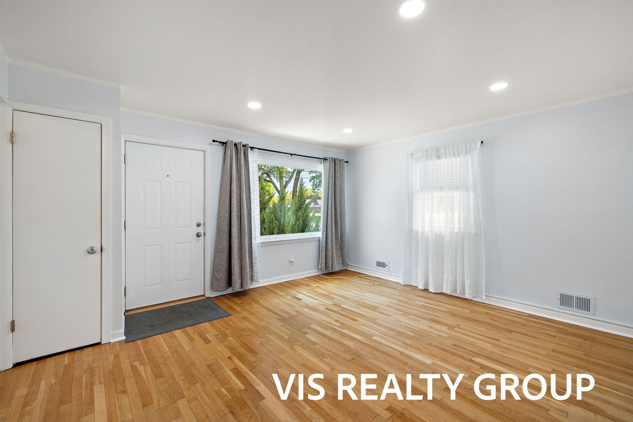 1508 Cedar Street NE Grand Rapids MI 49503