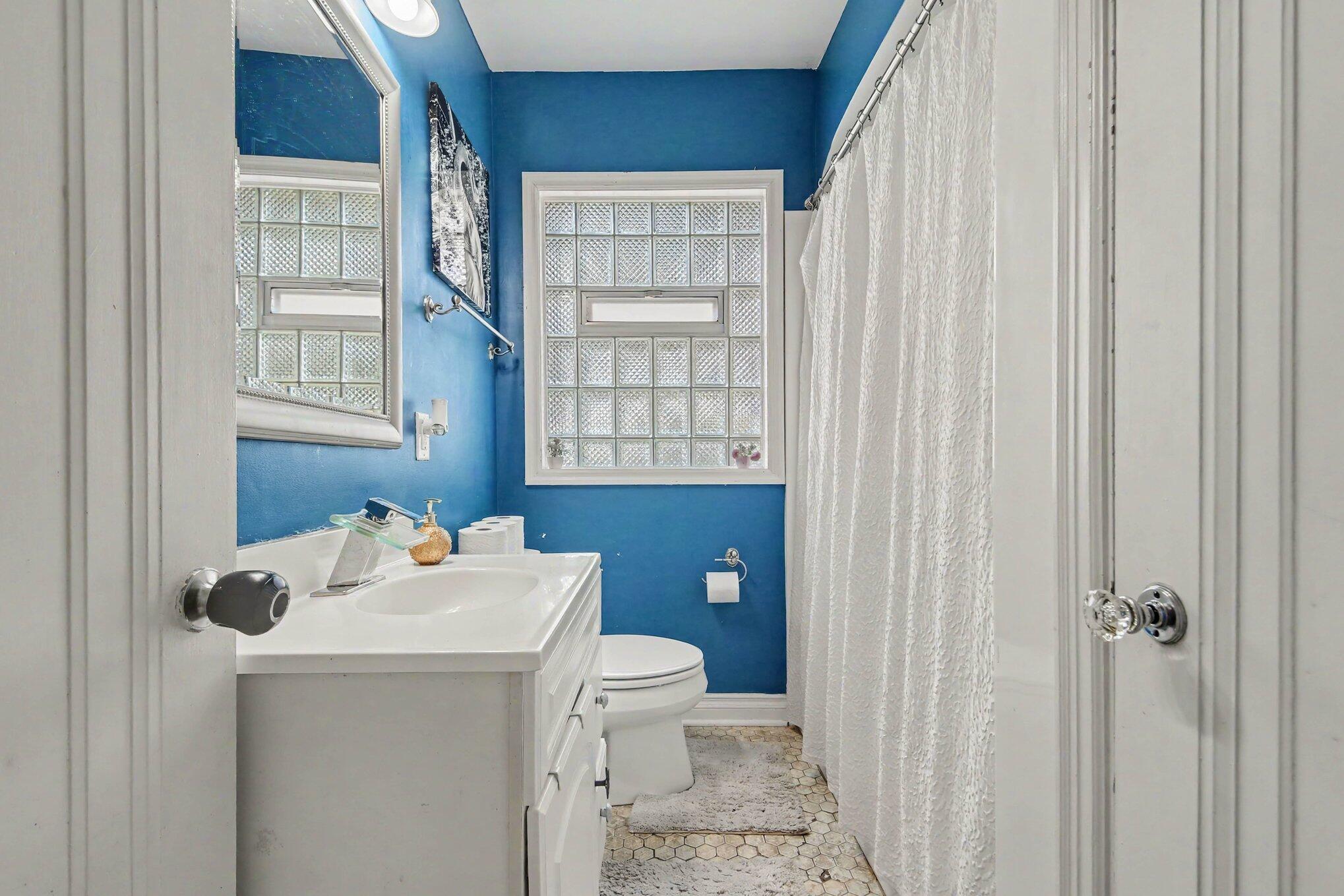 2515 Eastern Avenue SE Grand Rapids MI 49507
