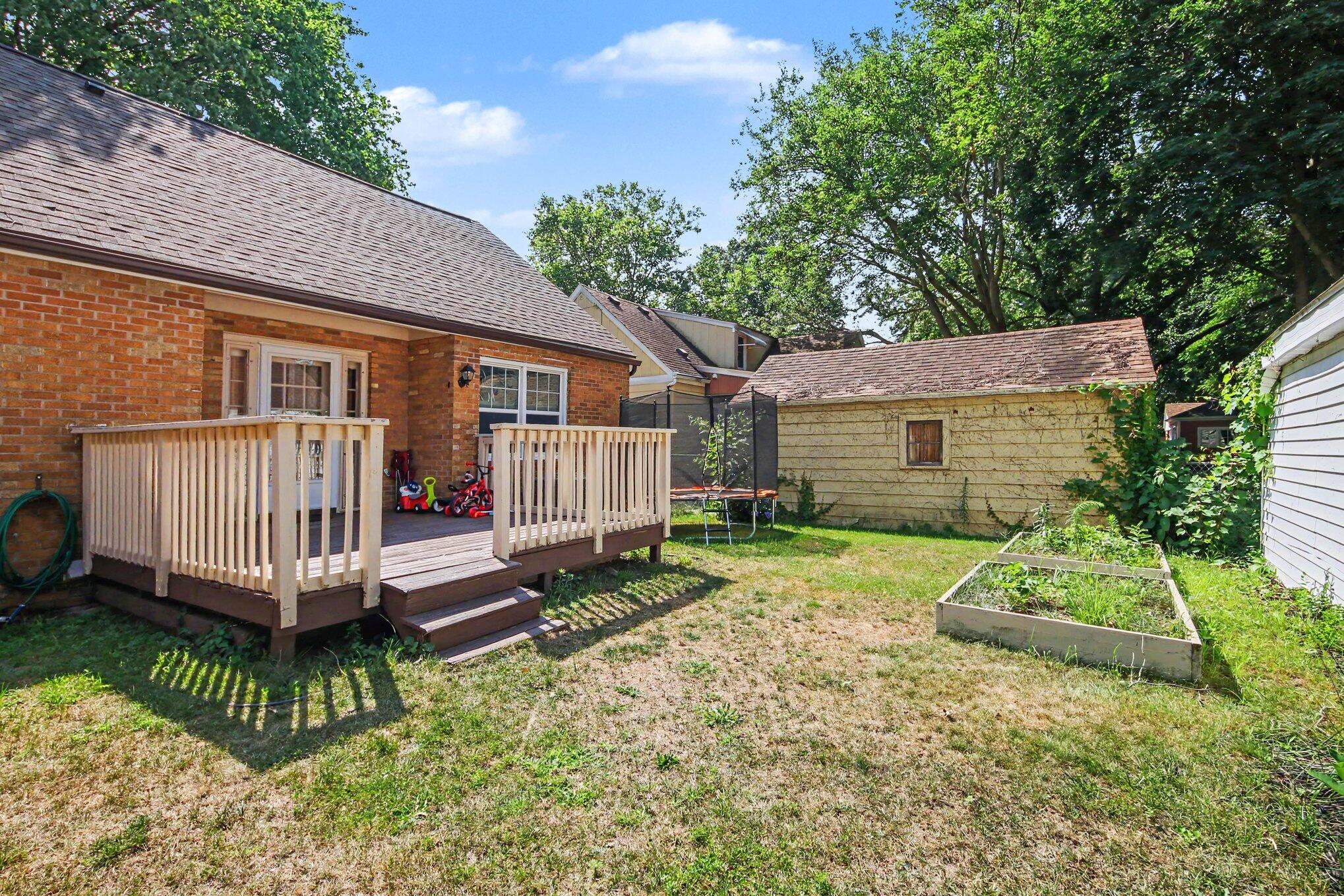 2515 Eastern Avenue SE Grand Rapids MI 49507