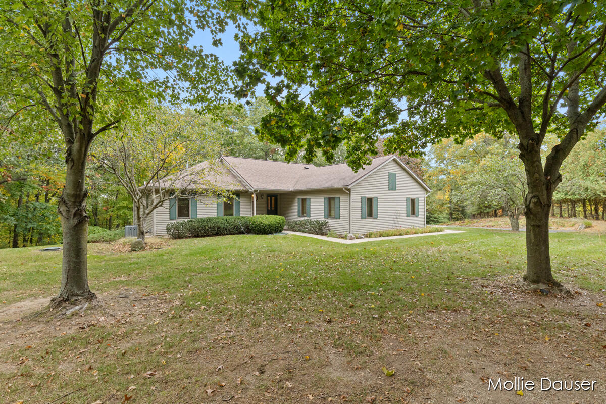3651 5 Mile Road NE Grand Rapids MI 49525