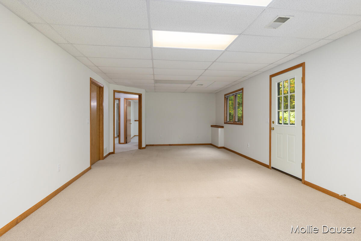 3651 5 Mile Road NE Grand Rapids MI 49525