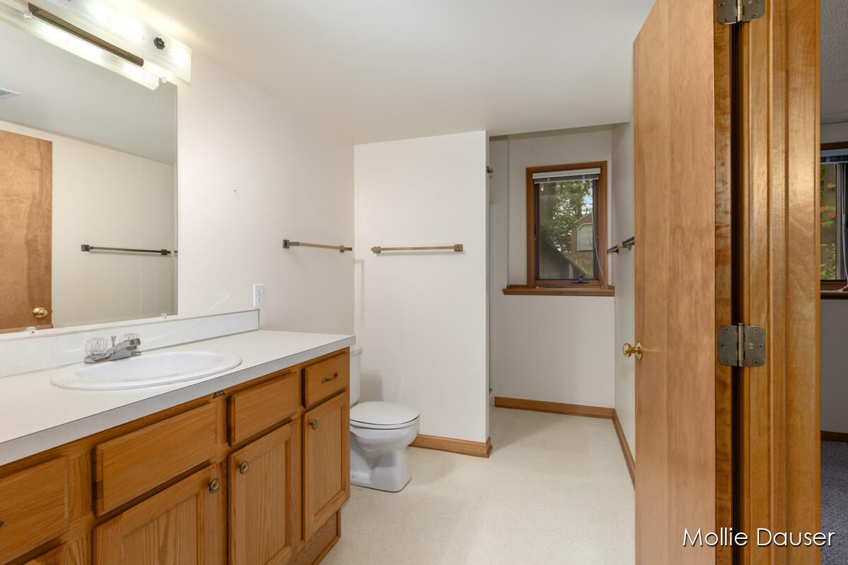 3651 5 Mile Road NE Grand Rapids MI 49525