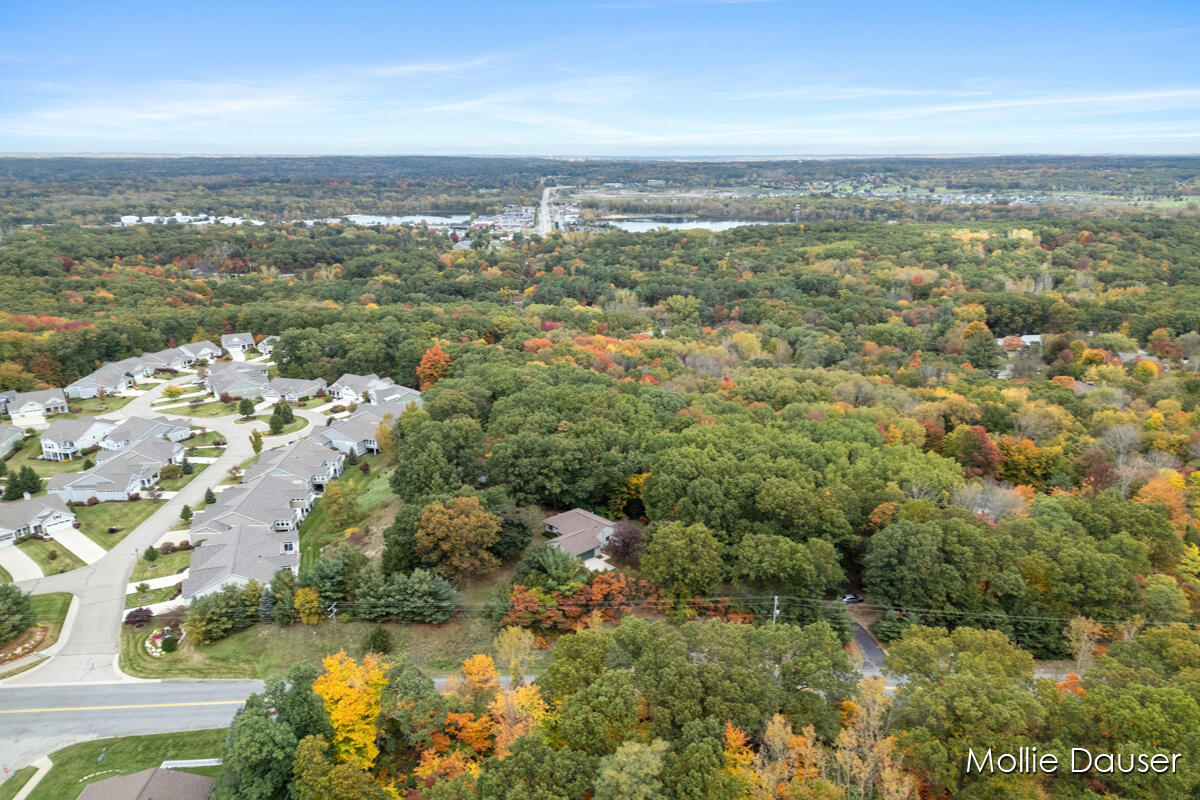 3651 5 Mile Road NE Grand Rapids MI 49525