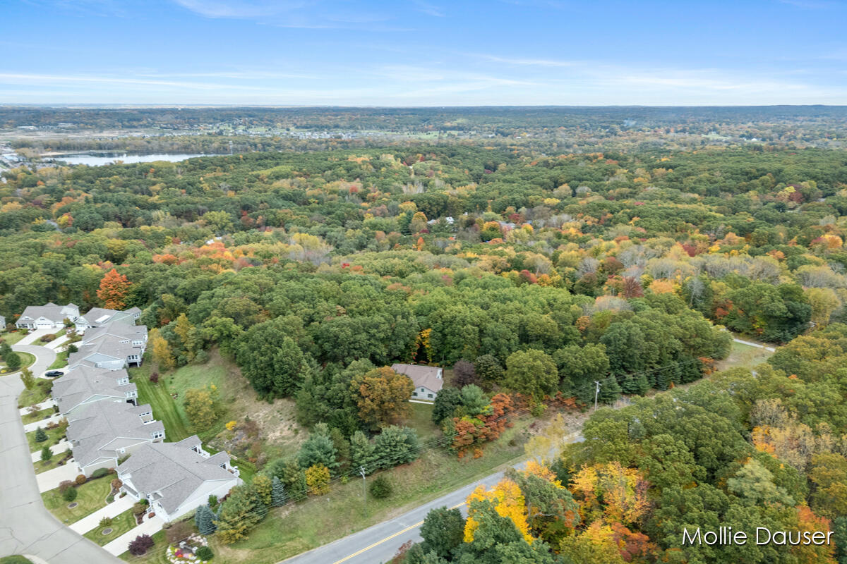 3651 5 Mile Road NE Grand Rapids MI 49525