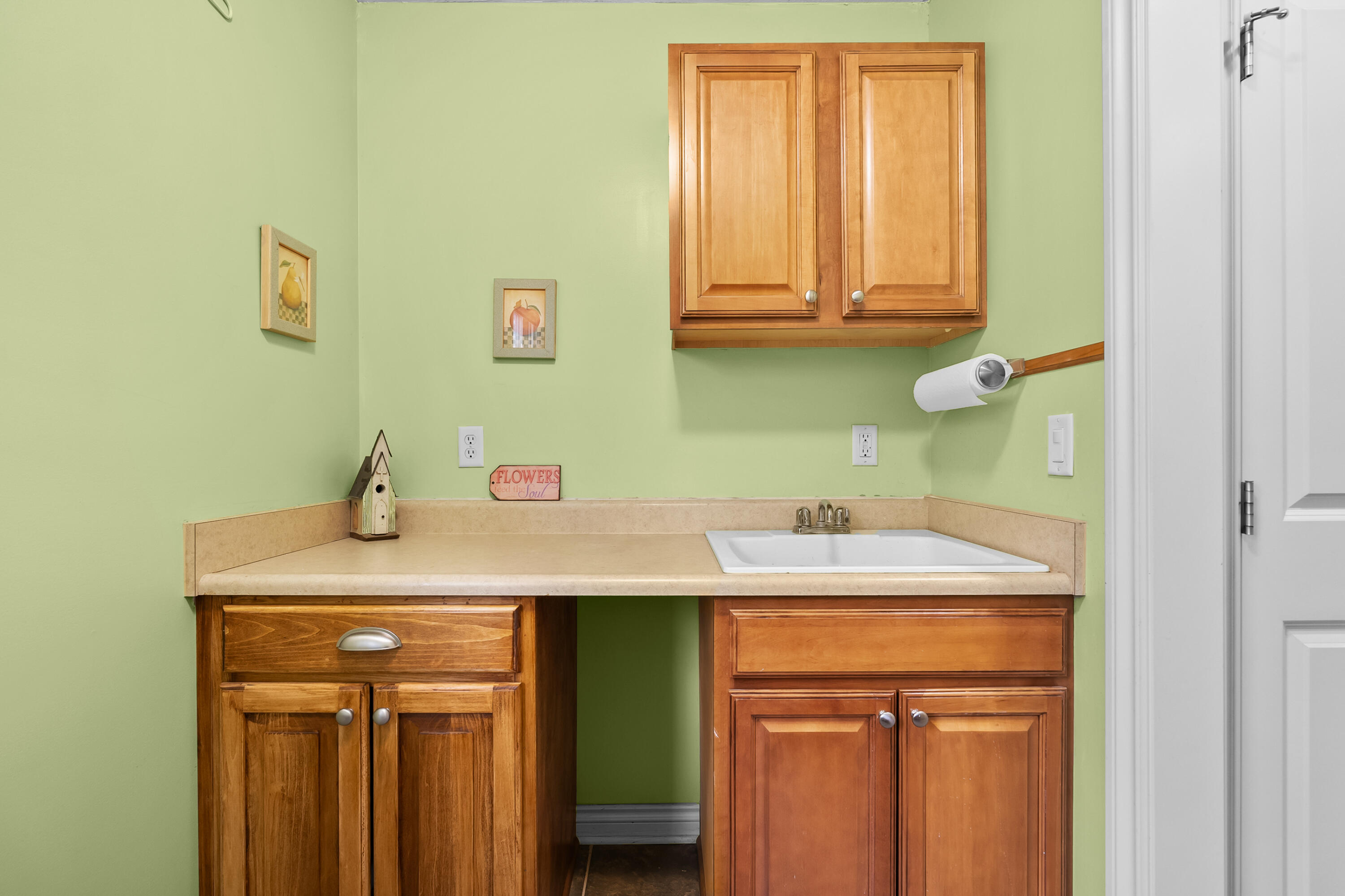 9048 Montezuma Avenue Kalamazoo MI 49009