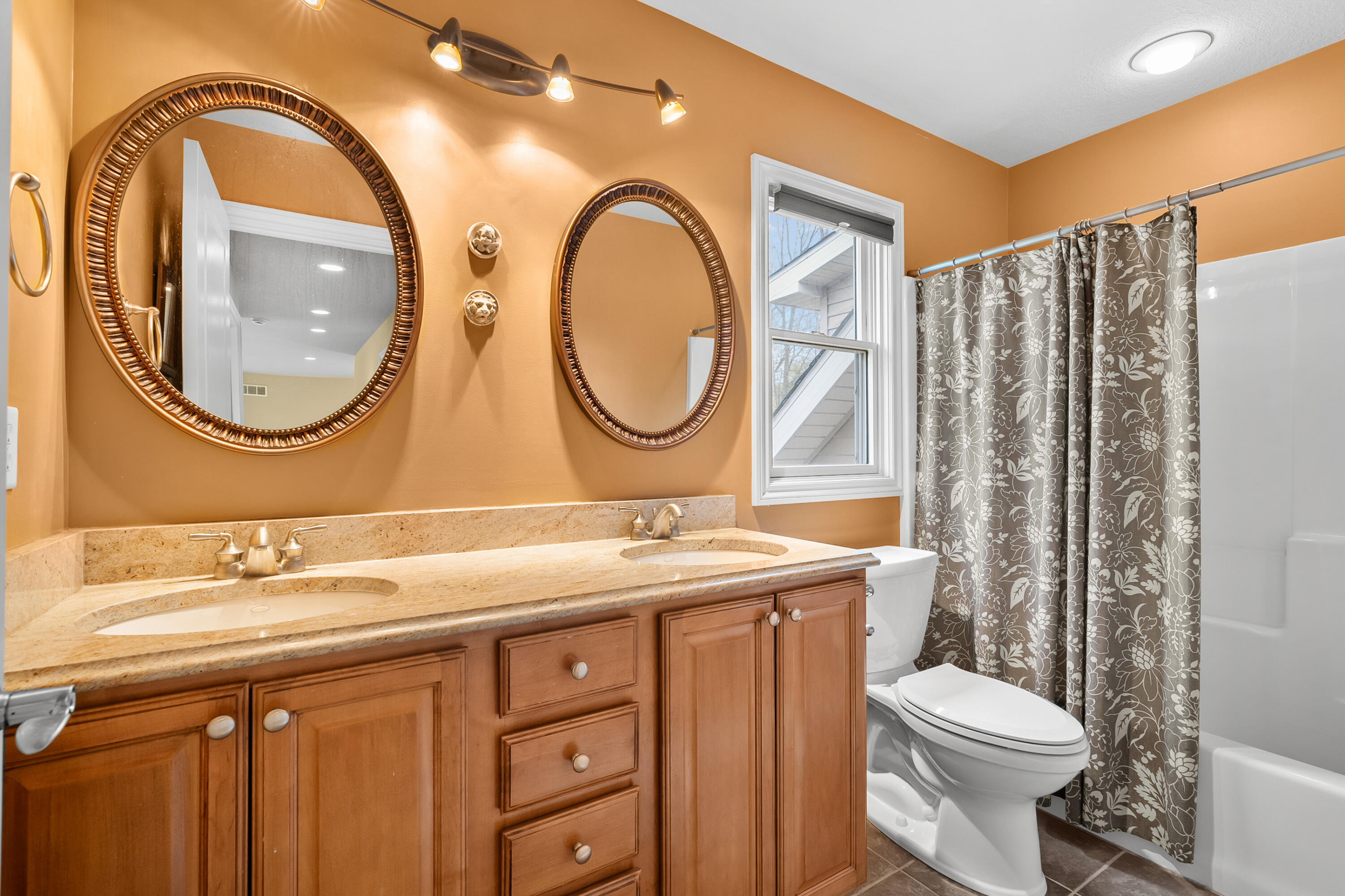 9048 Montezuma Avenue Kalamazoo MI 49009