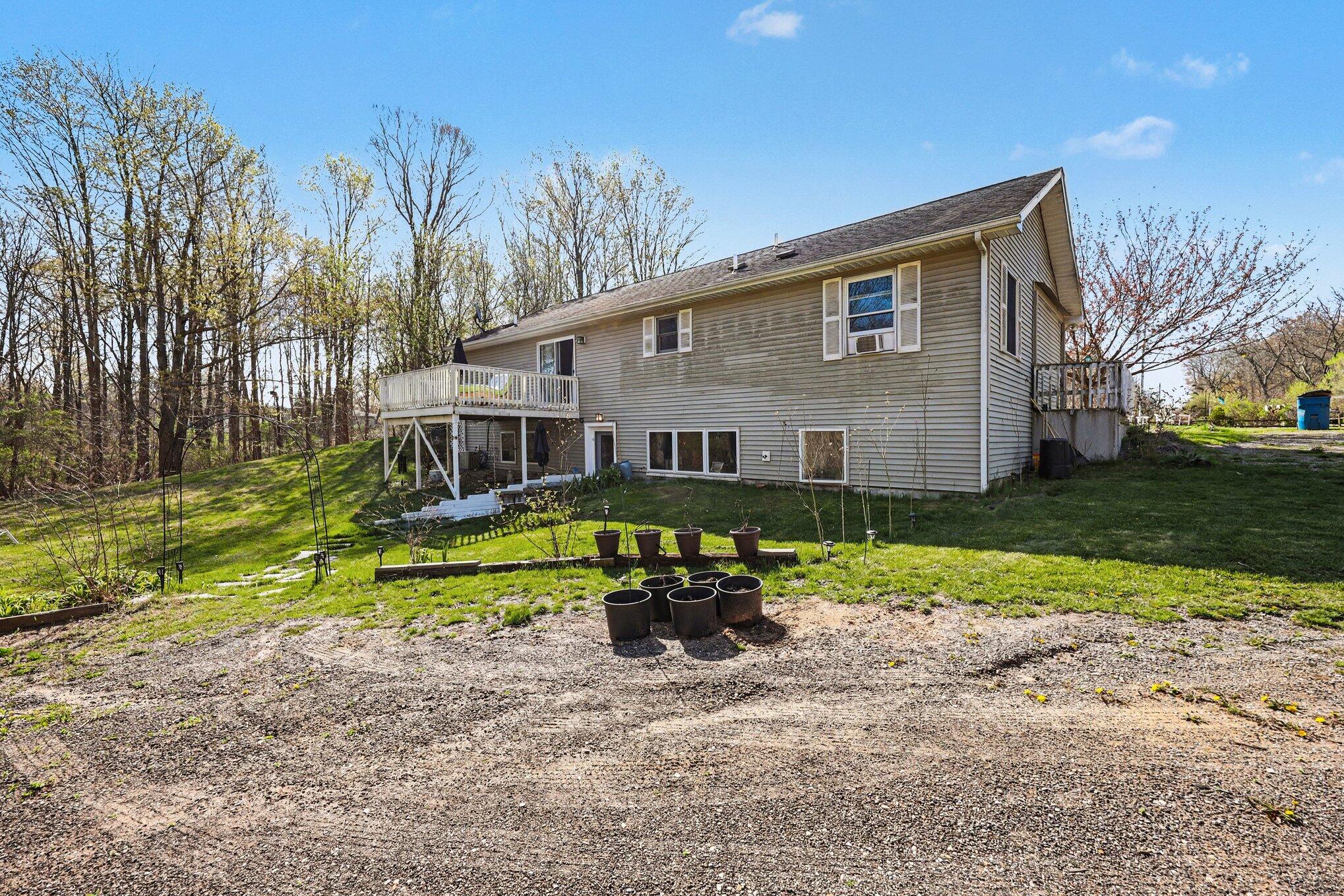 6675 122nd Avenue Fennville MI 49408