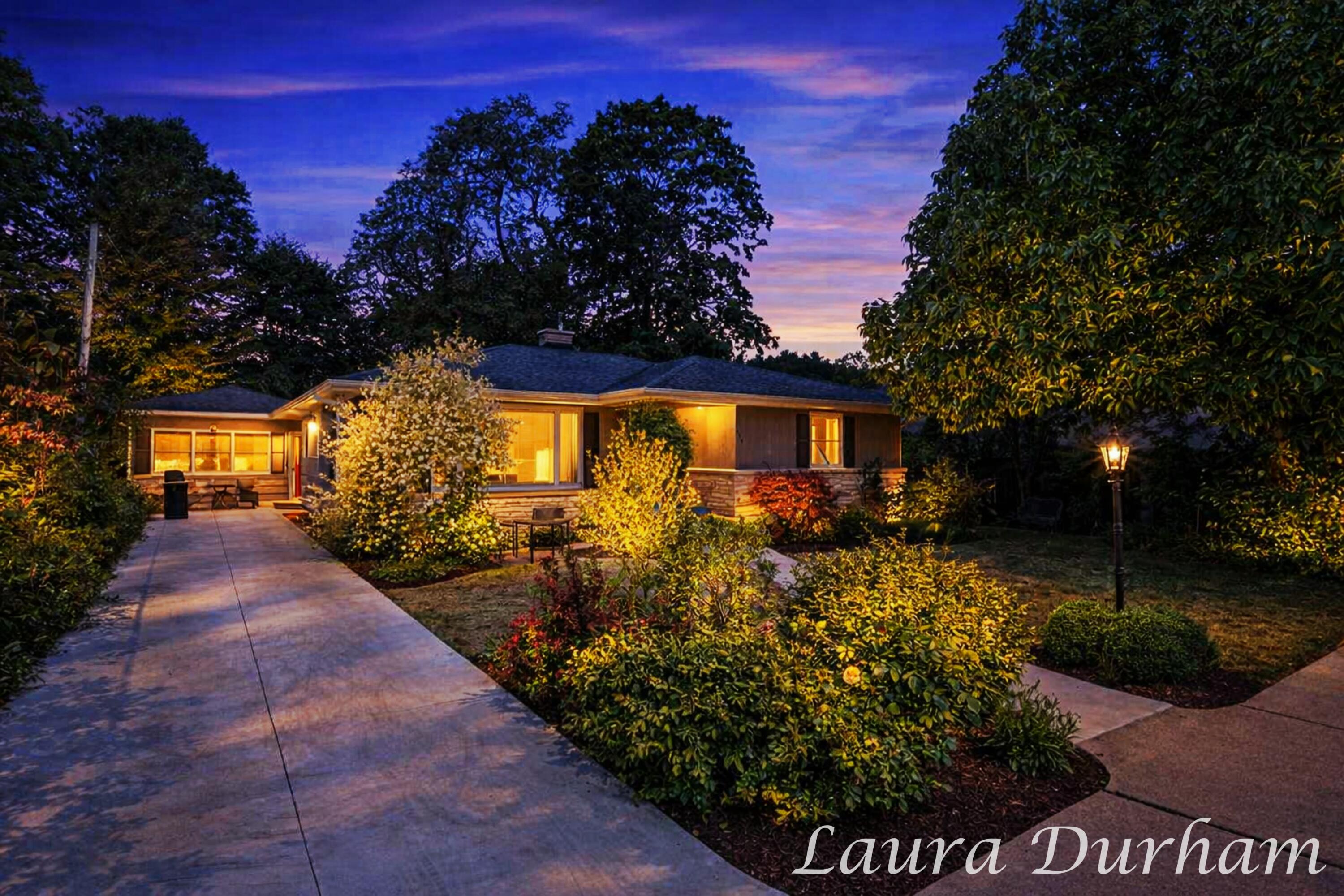 Saugatuck MI, 526 Butler Street