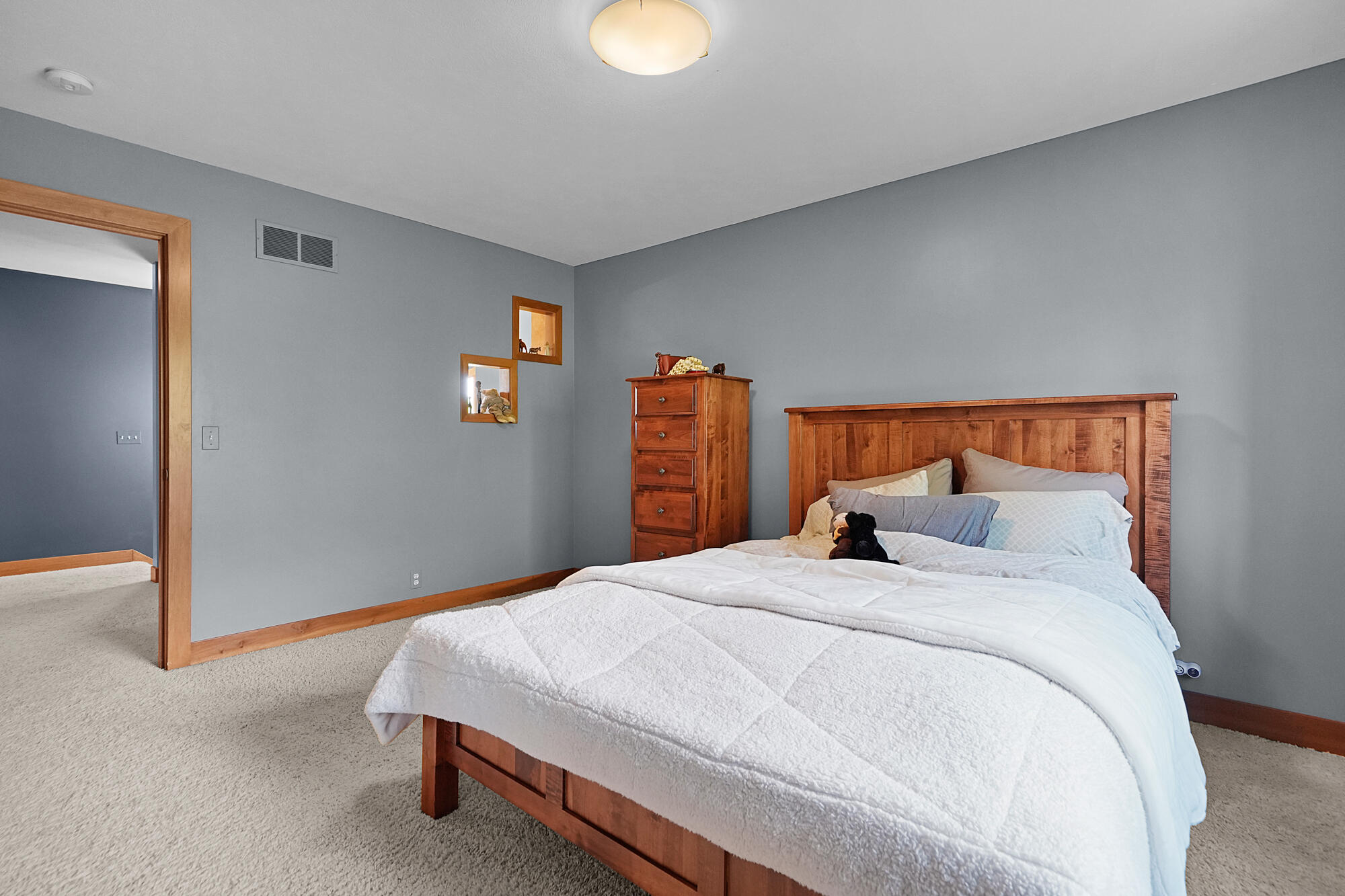 2037 Jennydale Court SE Grand Rapids MI 49546