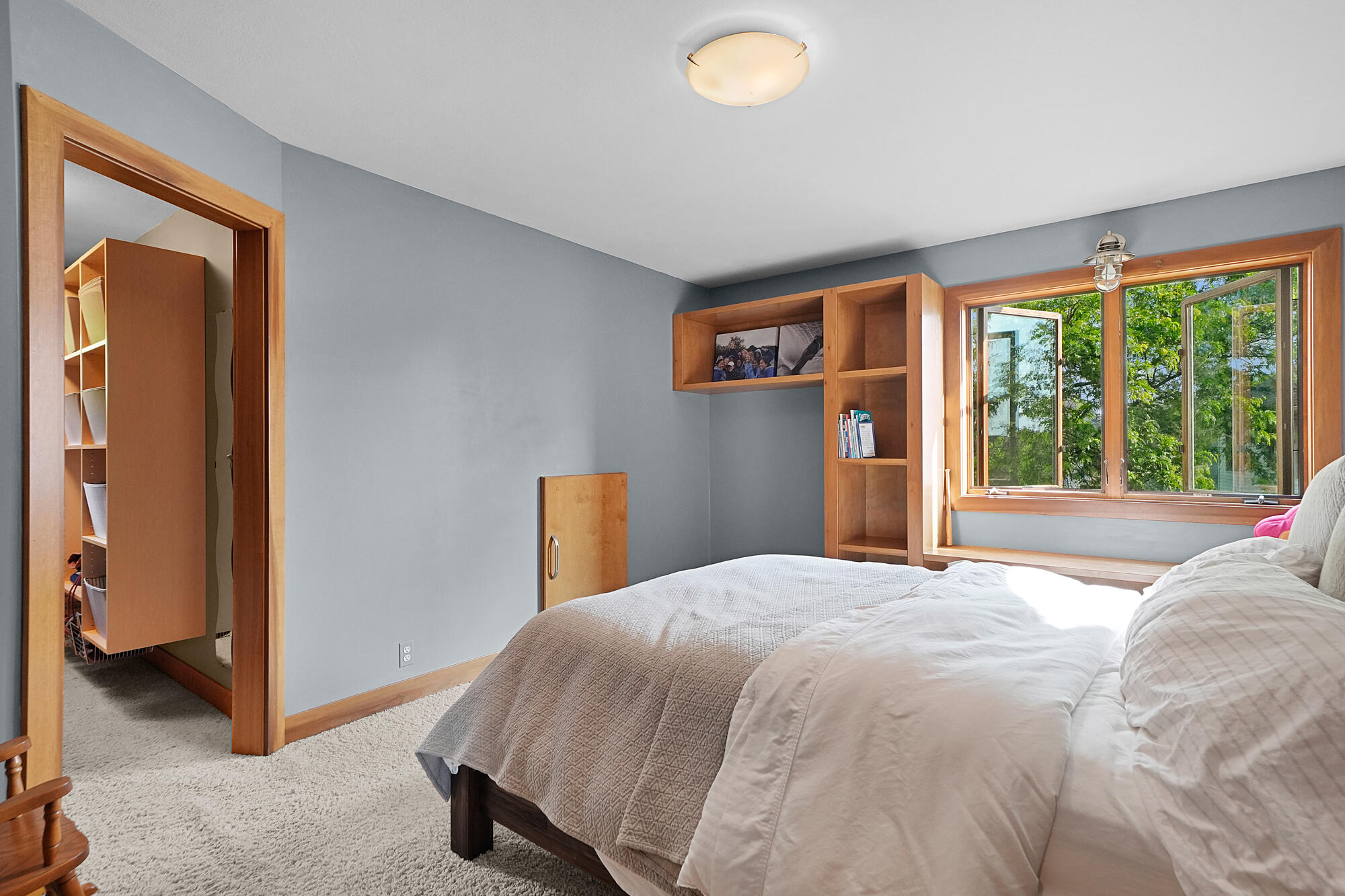 2037 Jennydale Court SE Grand Rapids MI 49546