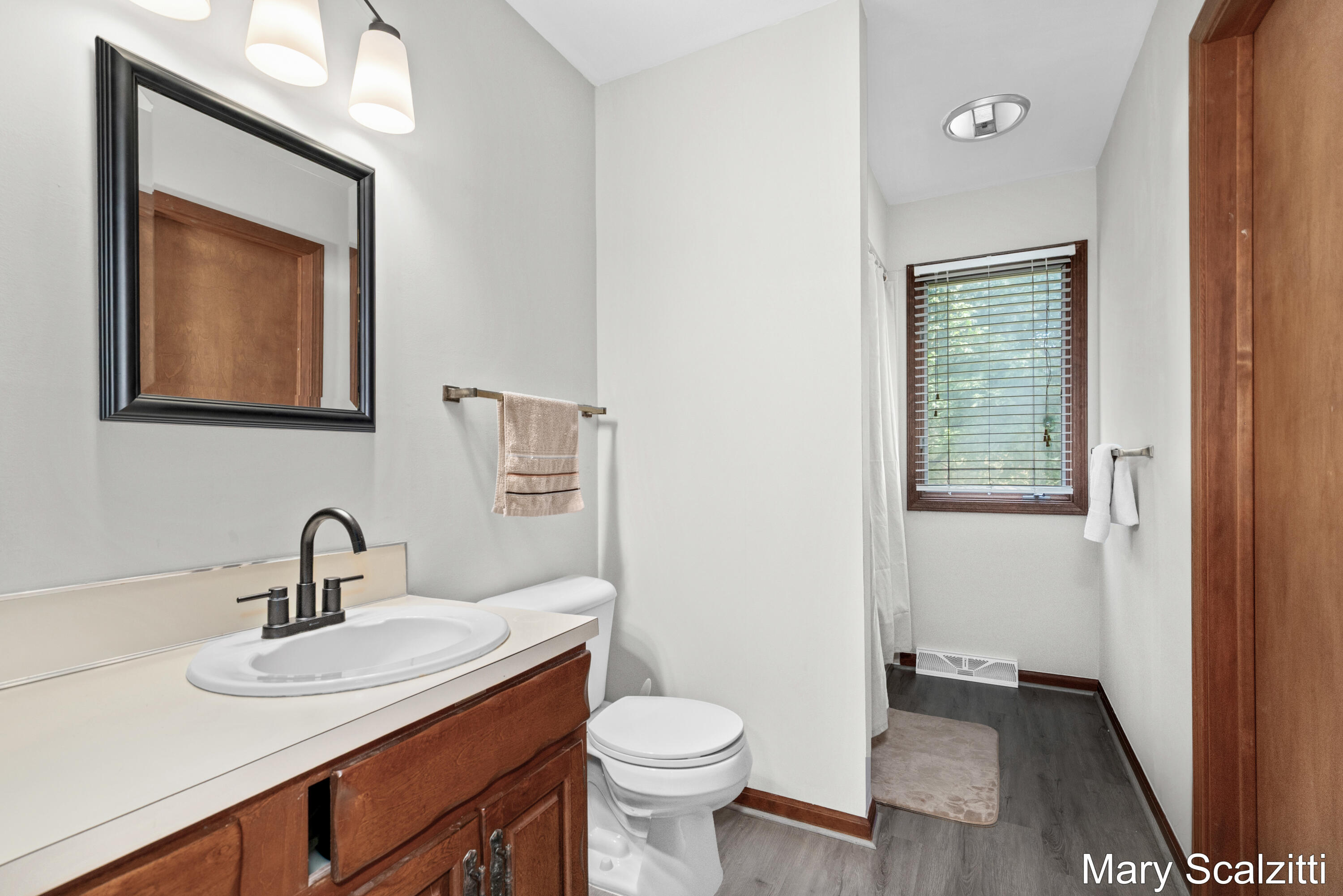 2650 Oldepointe Drive NE Grand Rapids MI 49525