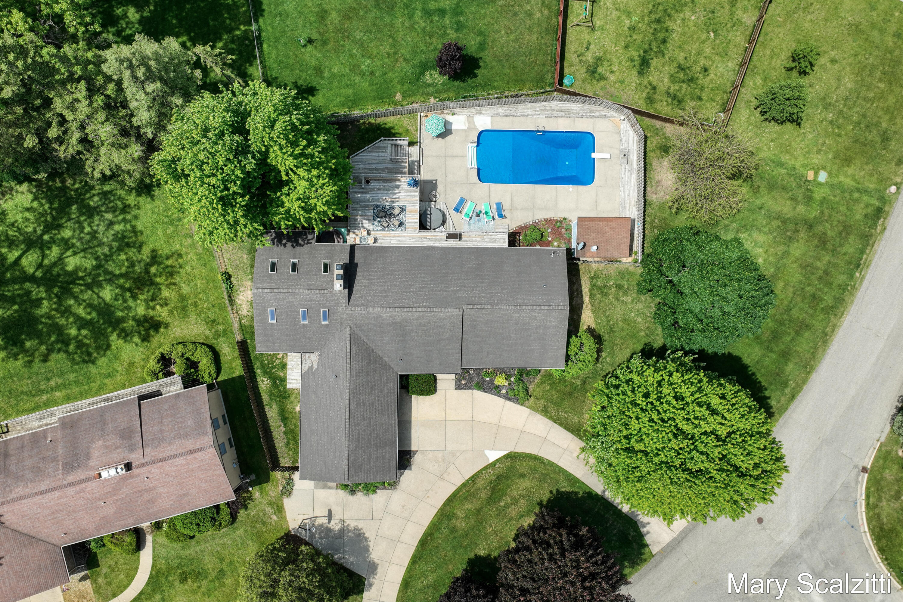 2650 Oldepointe Drive NE Grand Rapids MI 49525