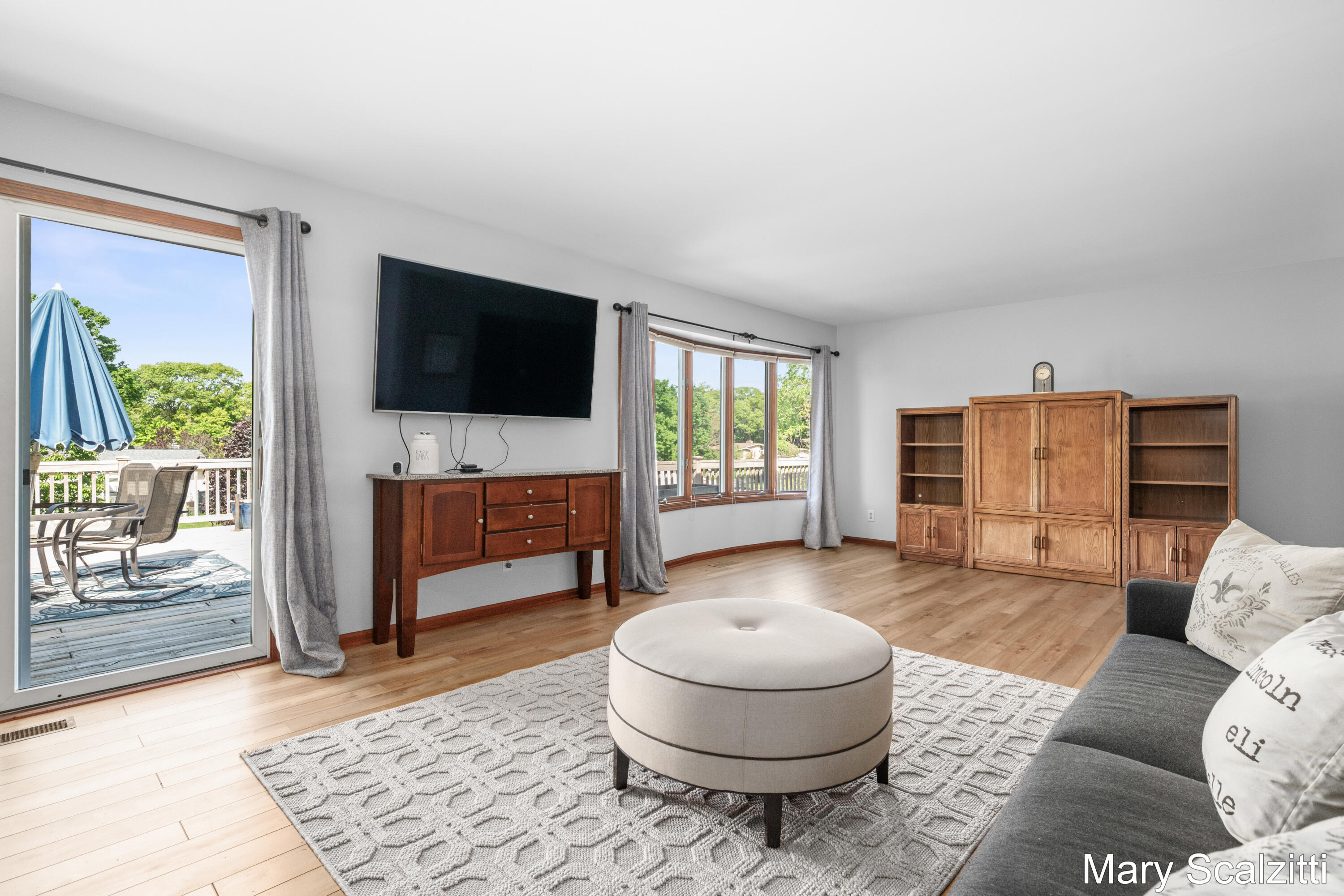 2650 Oldepointe Drive NE Grand Rapids MI 49525