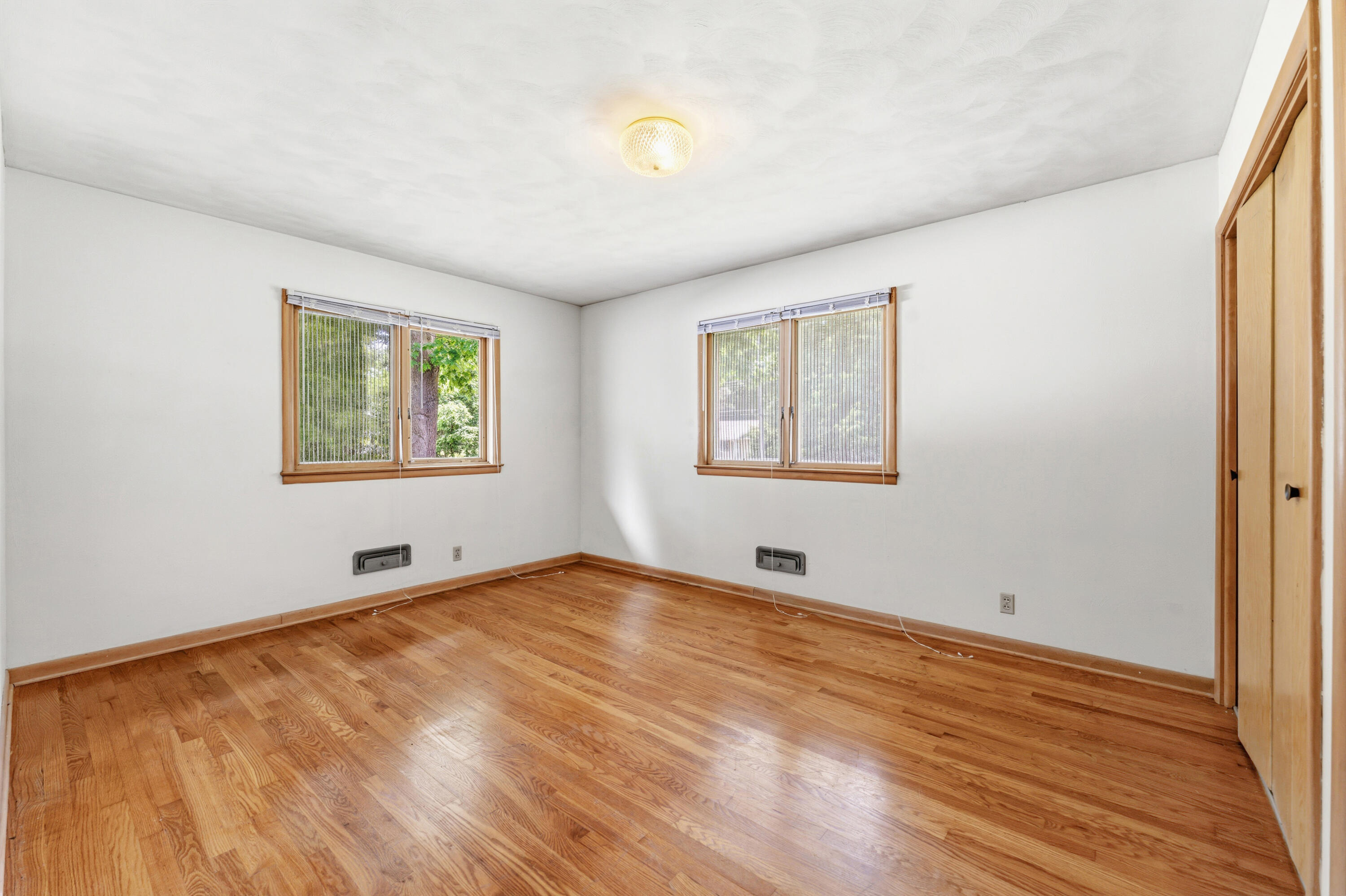 4092 Saratoga Avenue Kalamazoo MI 49048