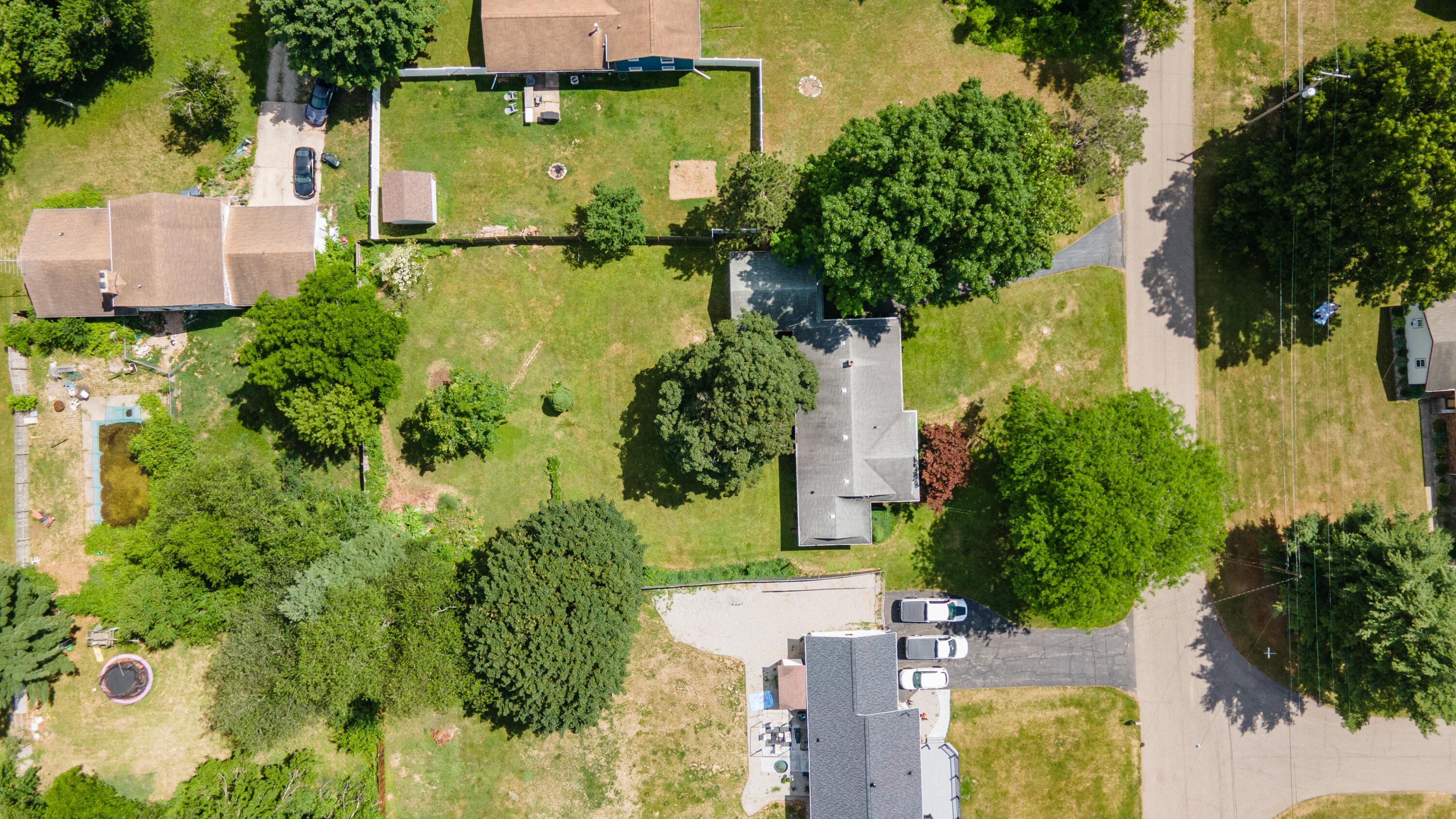 4092 Saratoga Avenue Kalamazoo MI 49048