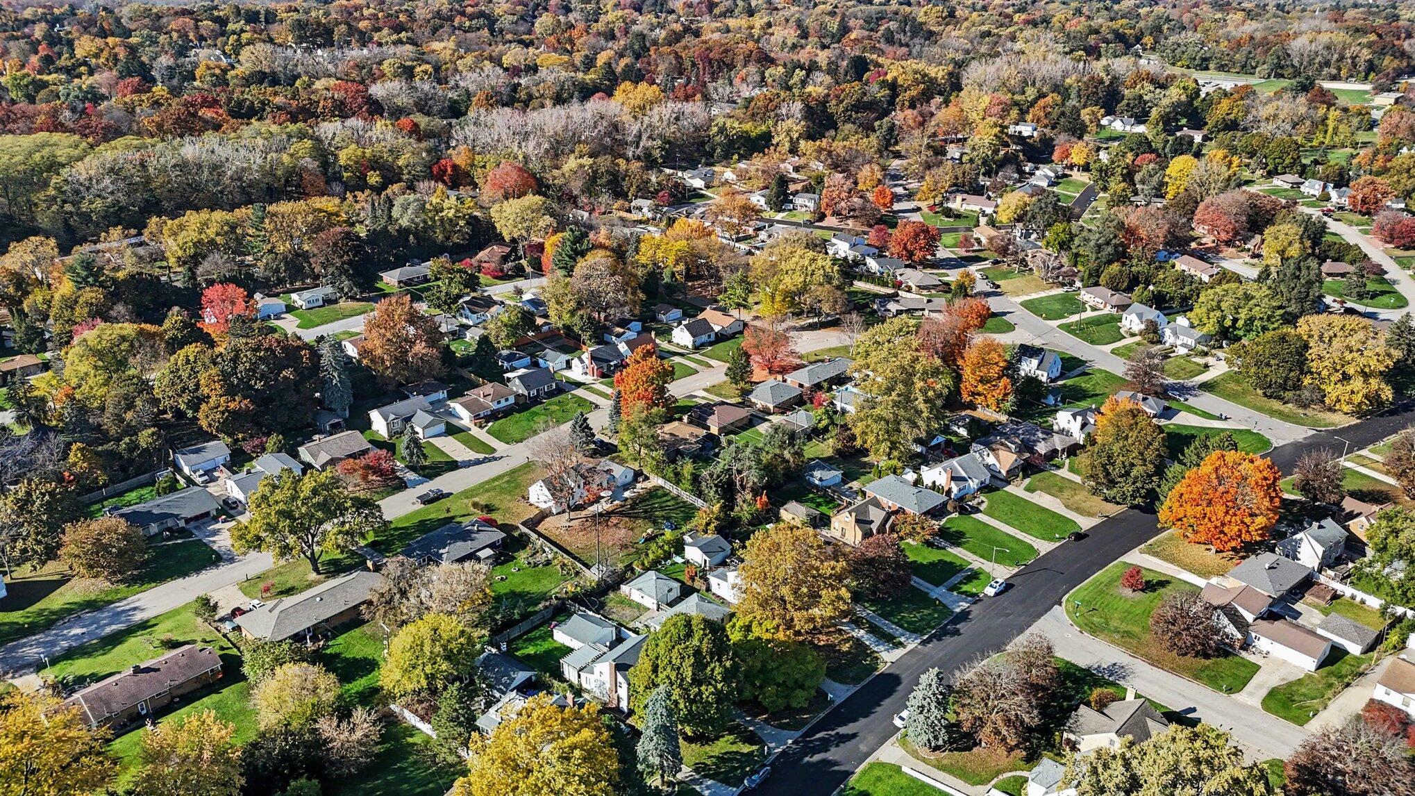 519 Shawmut Boulevard NW Grand Rapids MI 49504