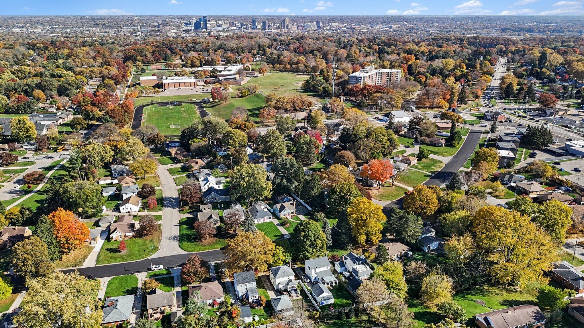 519 Shawmut Boulevard NW Grand Rapids MI 49504