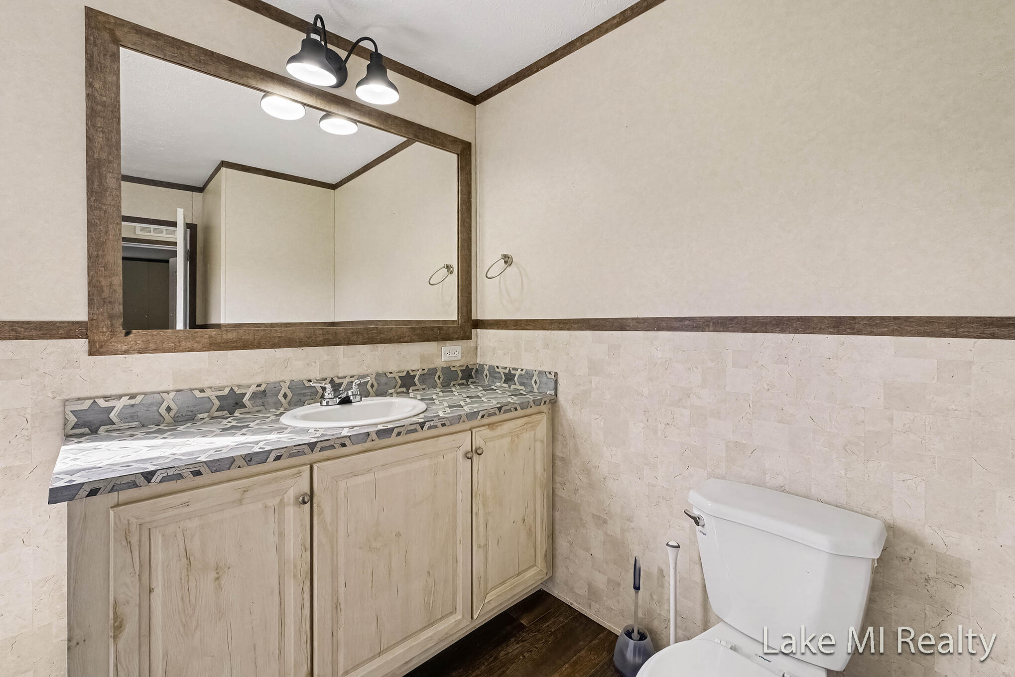 104 Gardens Boulevard NW Grand Rapids MI 49534