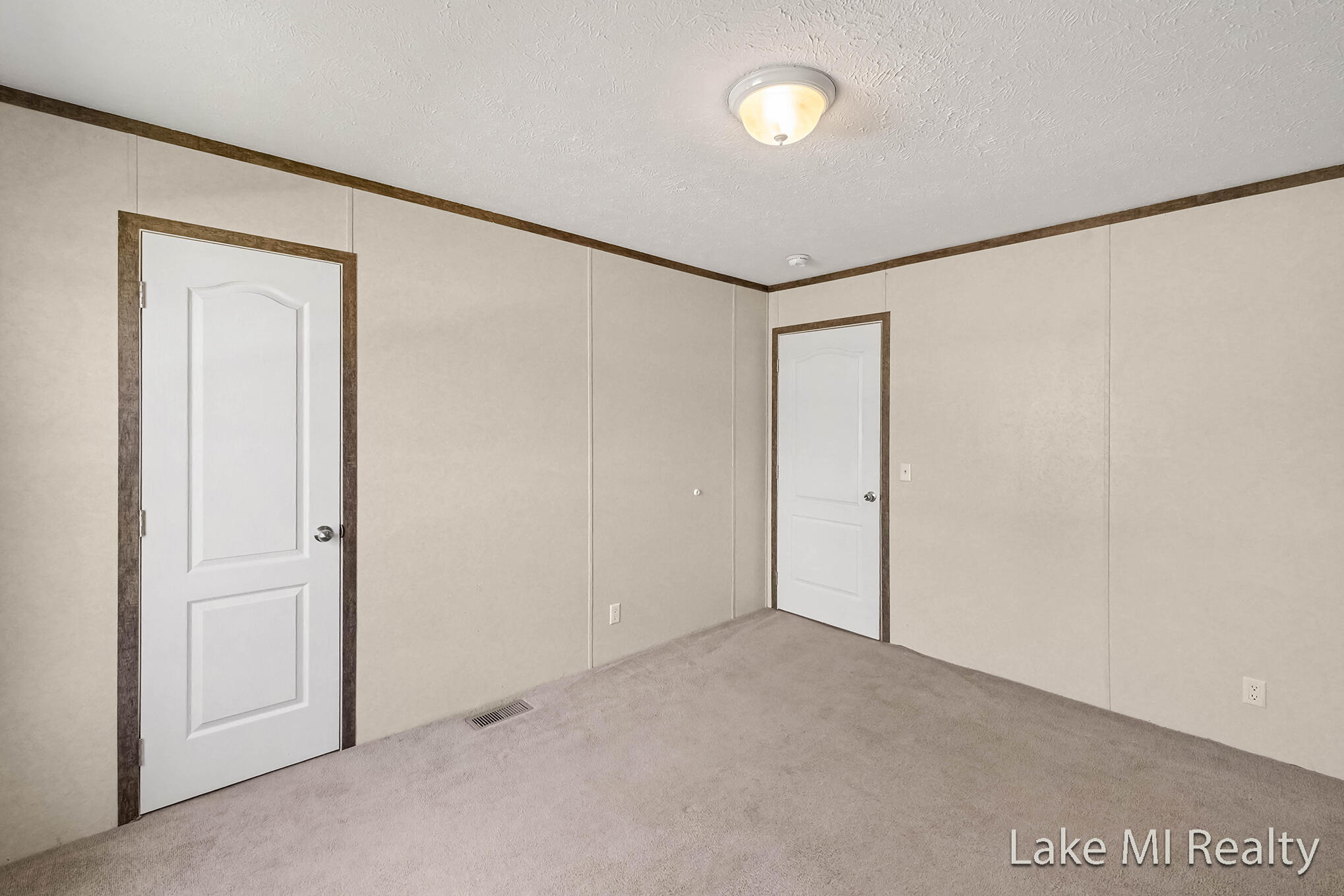 104 Gardens Boulevard NW Grand Rapids MI 49534