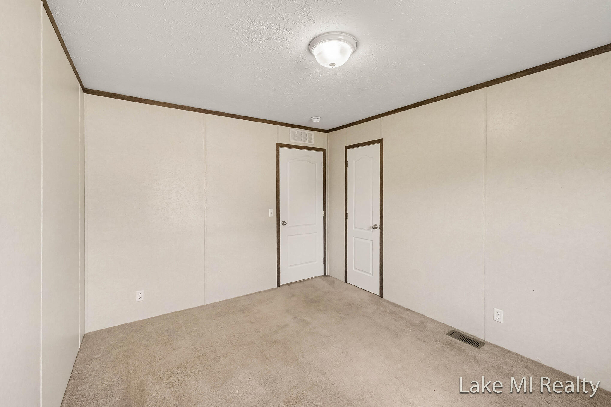 104 Gardens Boulevard NW Grand Rapids MI 49534
