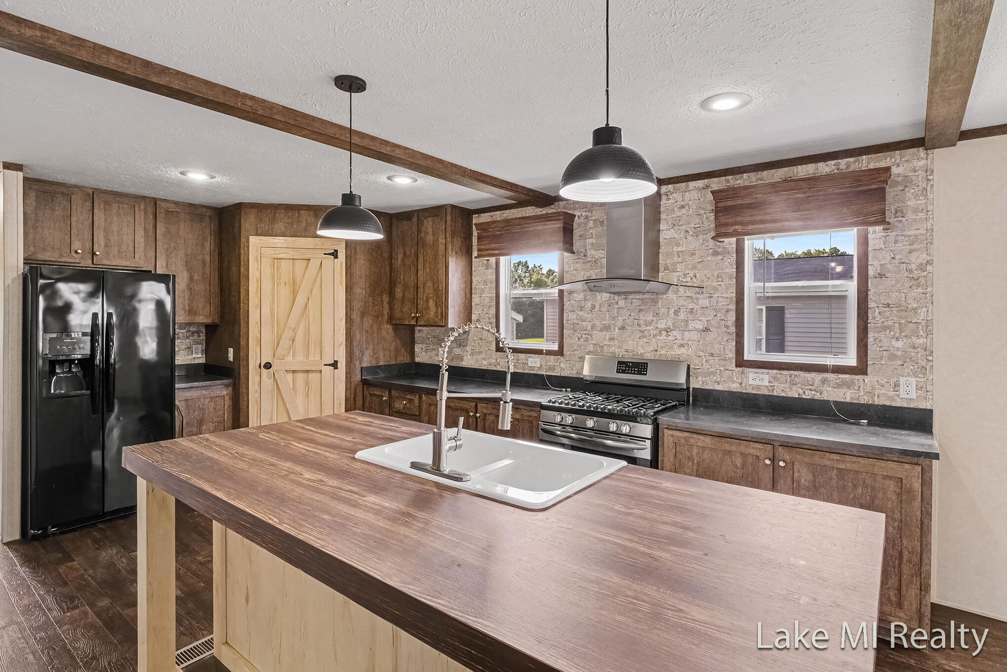 104 Gardens Boulevard NW Grand Rapids MI 49534