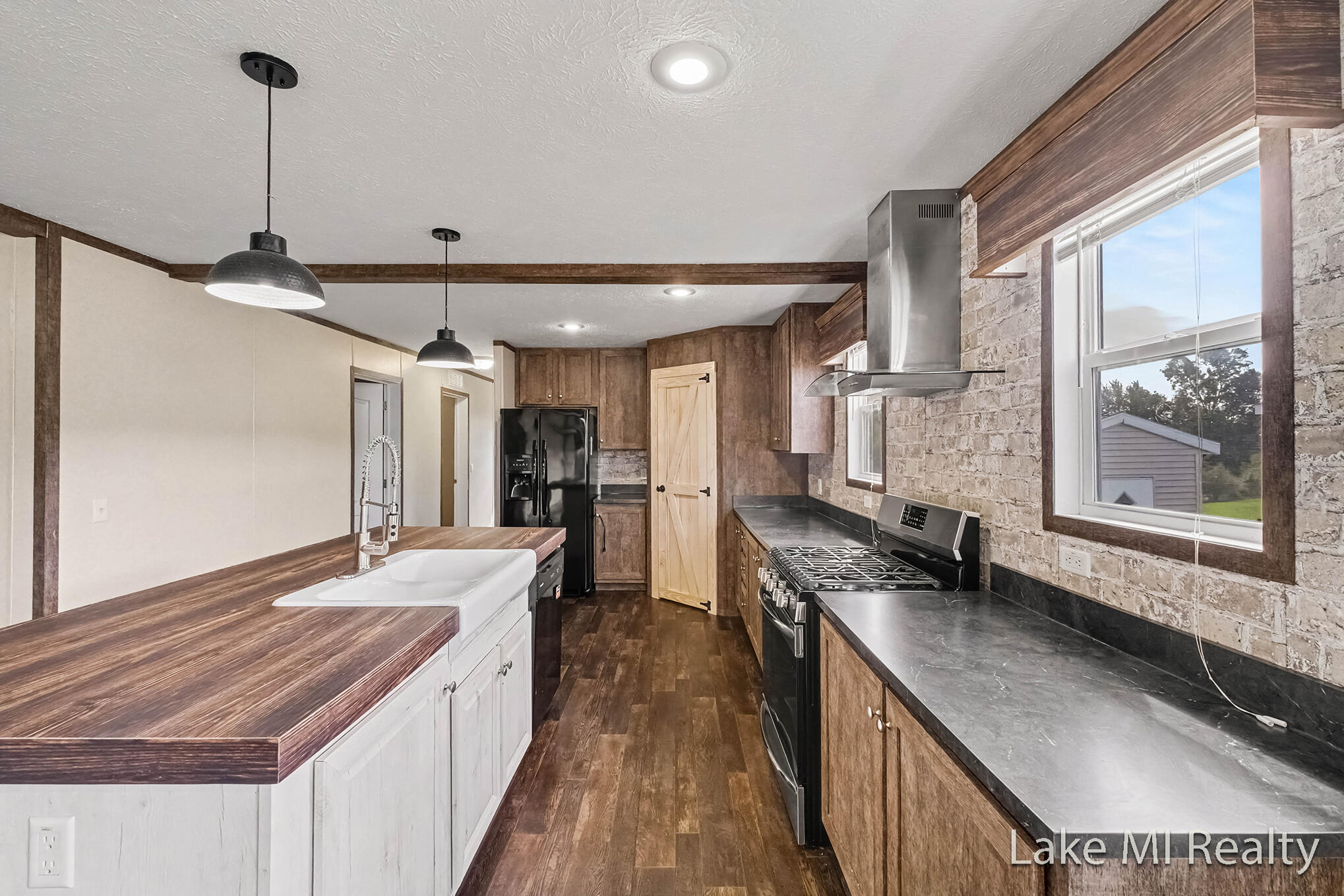 104 Gardens Boulevard NW Grand Rapids MI 49534