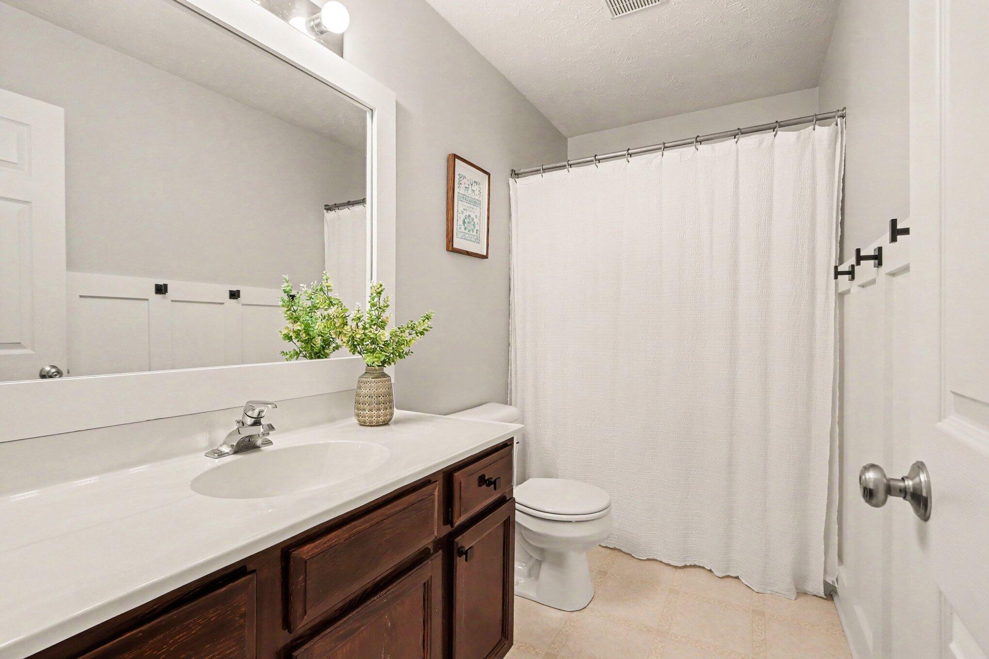 2963 Valley Glenn Circle Kalamazoo MI 49004