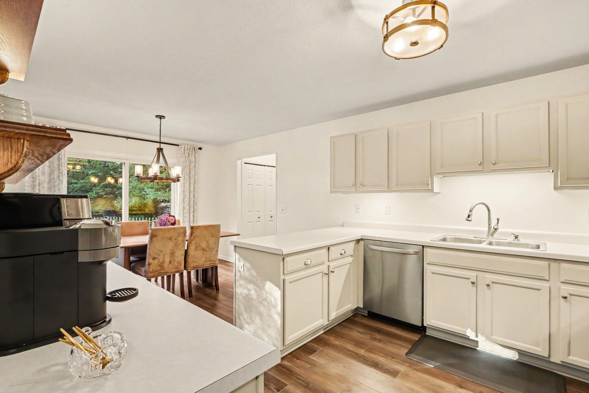 2963 Valley Glenn Circle Kalamazoo MI 49004