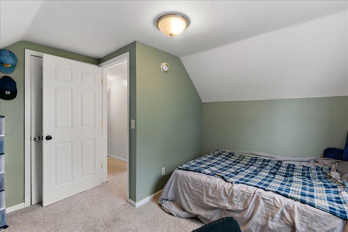 1129 Sanford Street Muskegon MI 49441