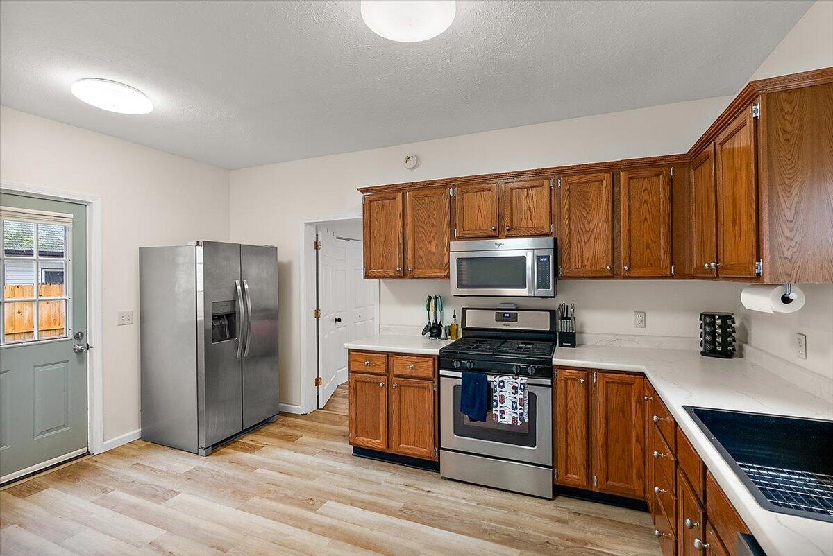 1129 Sanford Street Muskegon MI 49441