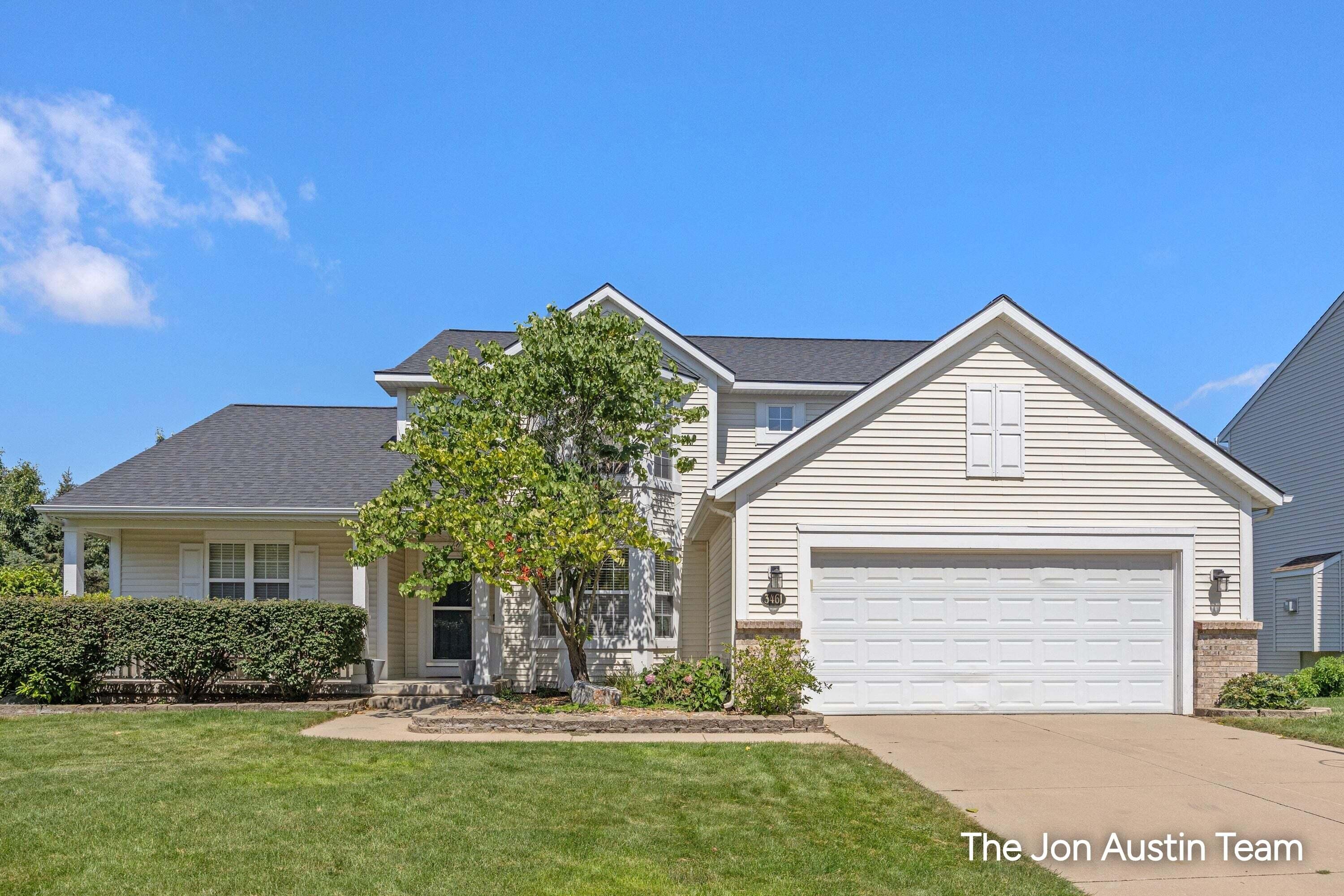 3461 Mason Ridge Drive NE Grand Rapids MI 49525