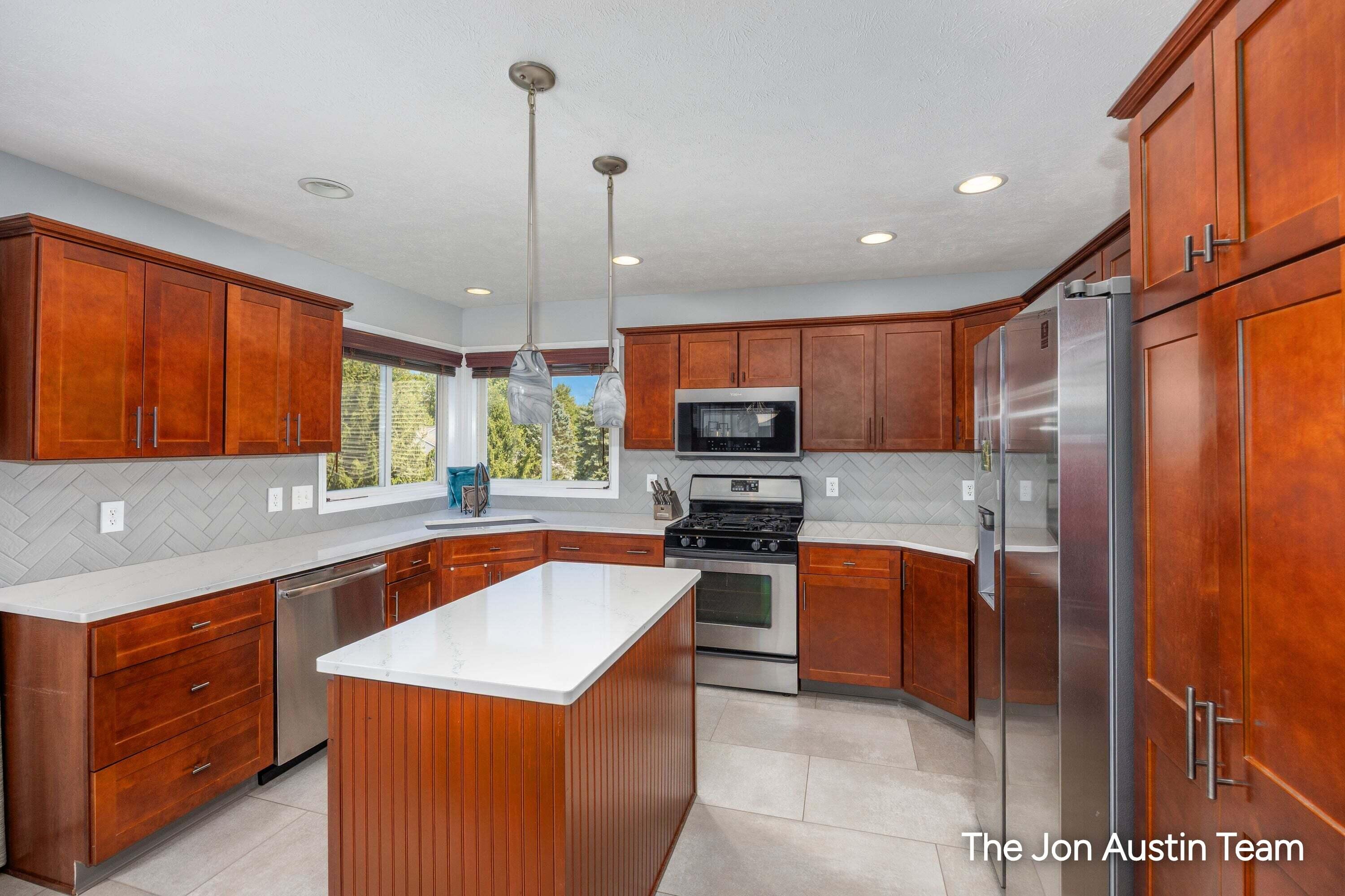 3461 Mason Ridge Drive NE Grand Rapids MI 49525