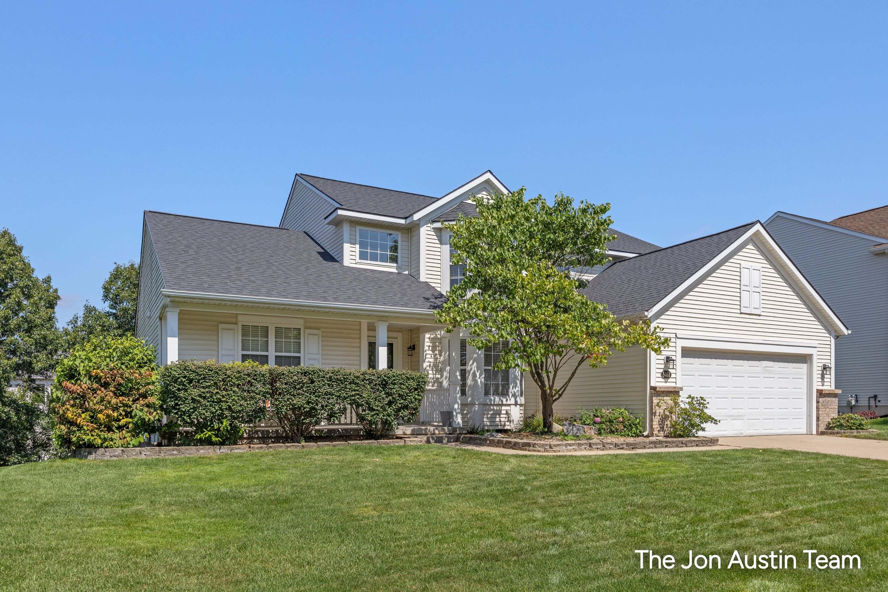 3461 Mason Ridge Drive NE Grand Rapids MI 49525