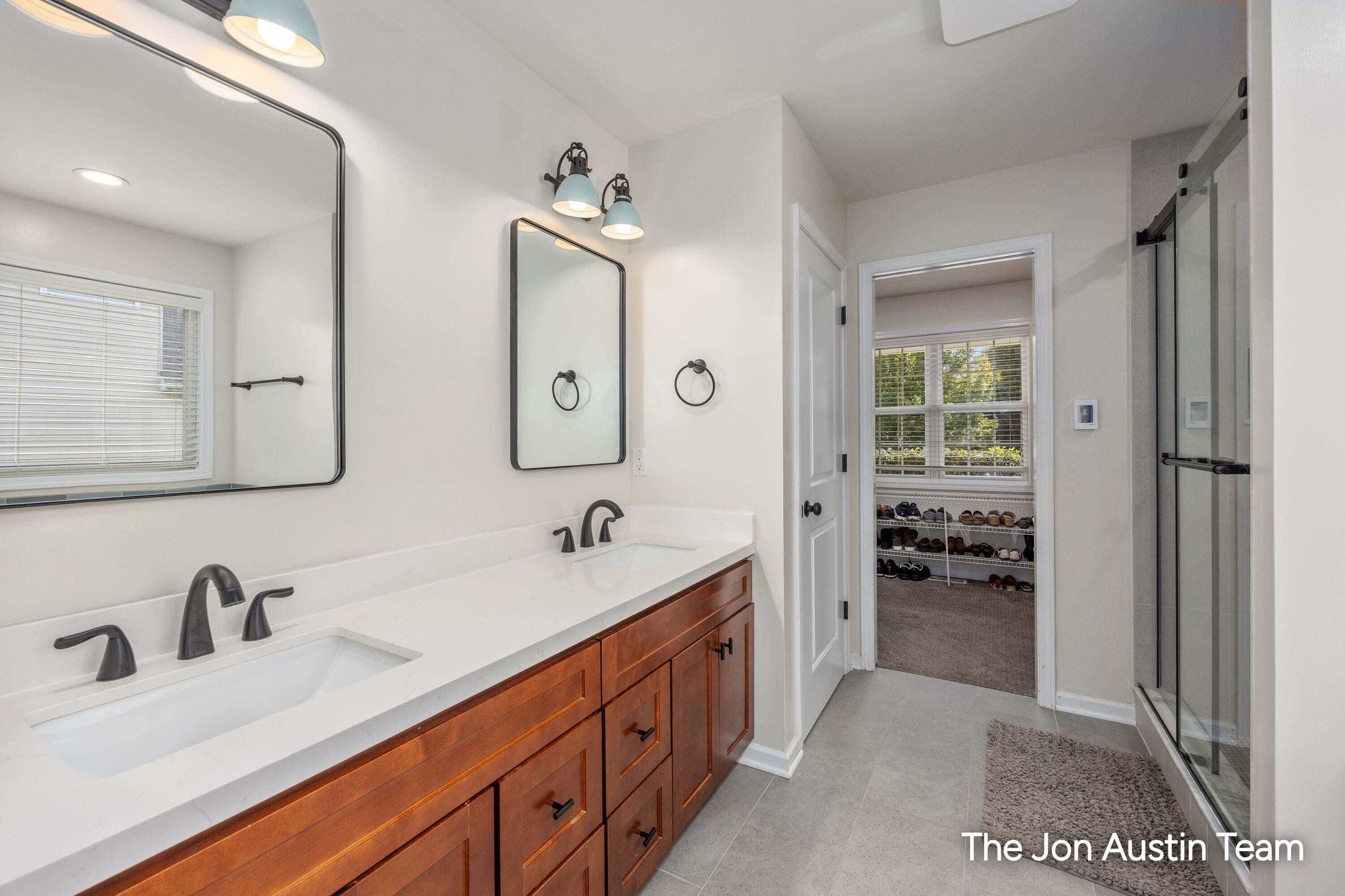 3461 Mason Ridge Drive NE Grand Rapids MI 49525