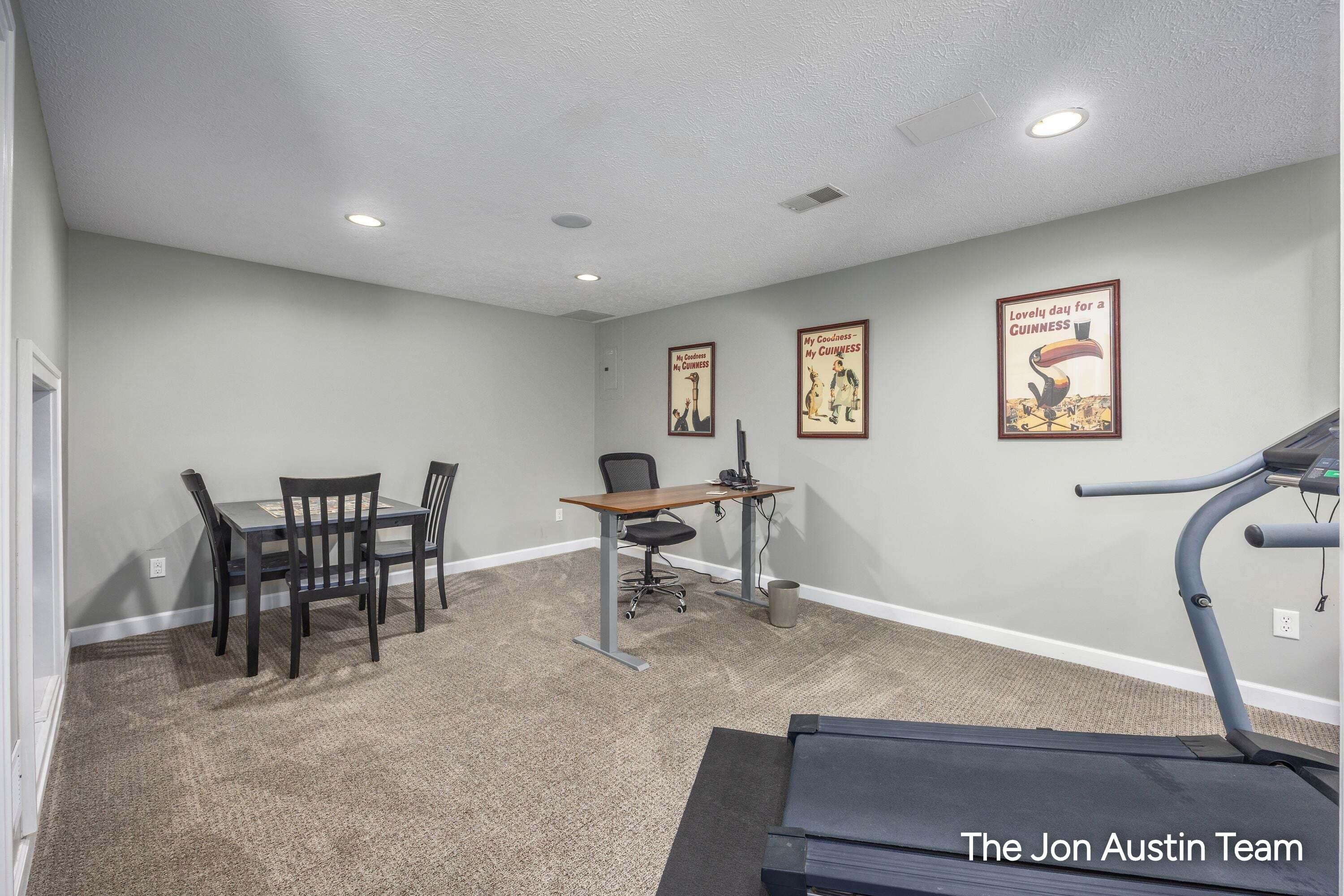 3461 Mason Ridge Drive NE Grand Rapids MI 49525