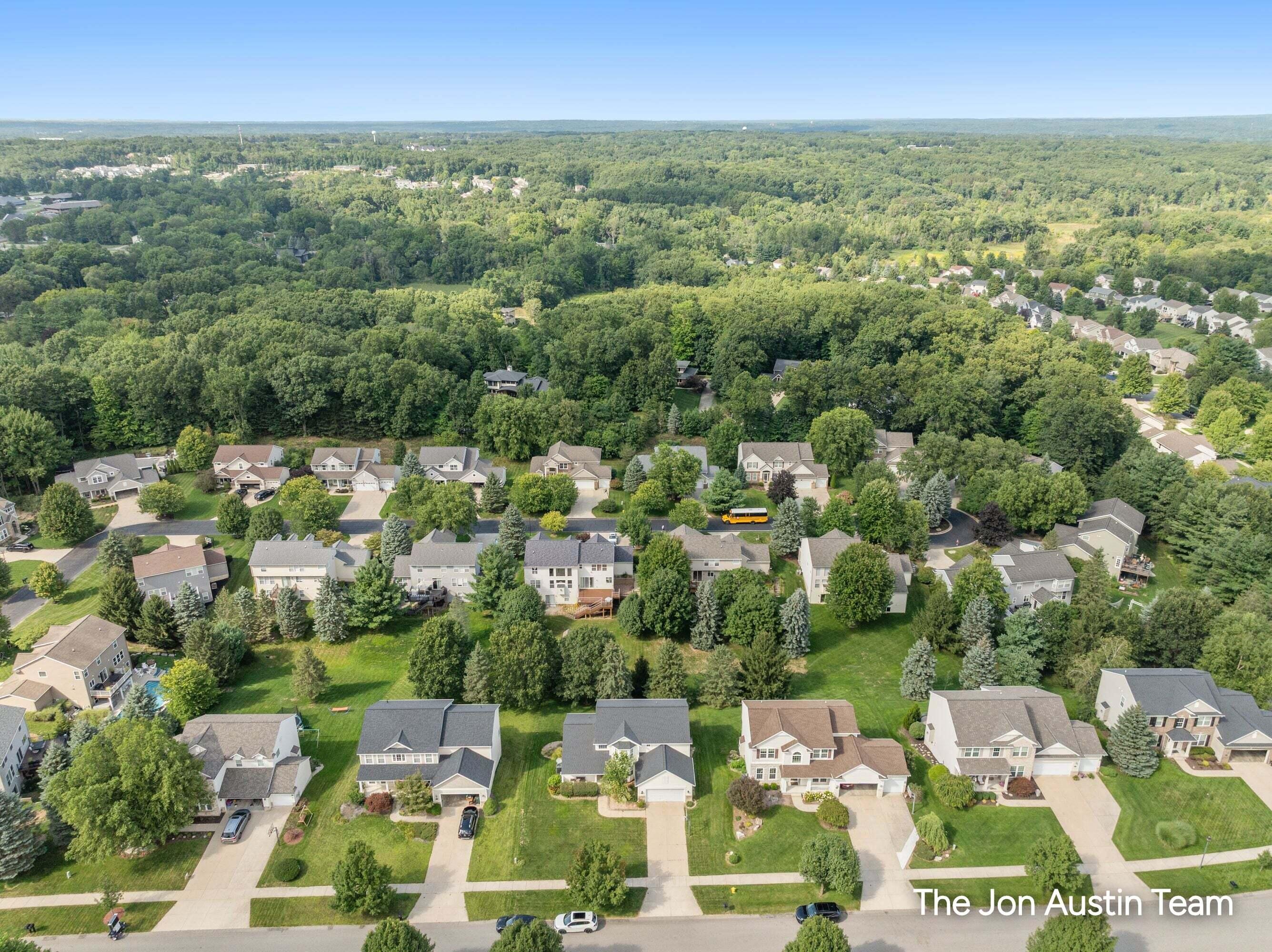 3461 Mason Ridge Drive NE Grand Rapids MI 49525